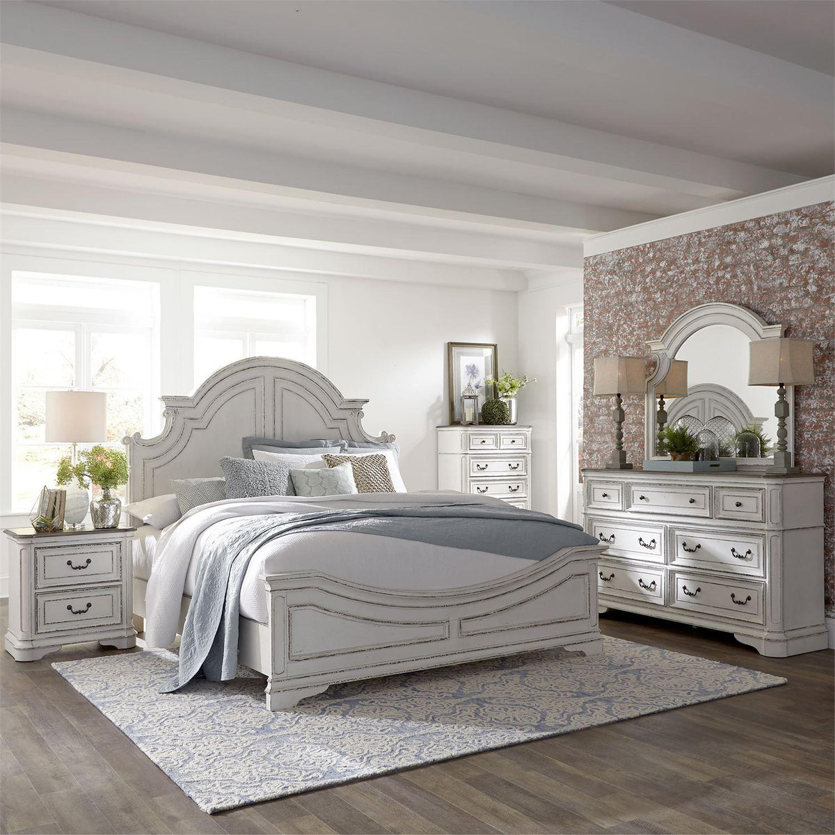 Liberty Furniture Industries Inc. Magnolia Manor 3-Drawer Chest 244-BR64 IMAGE 2