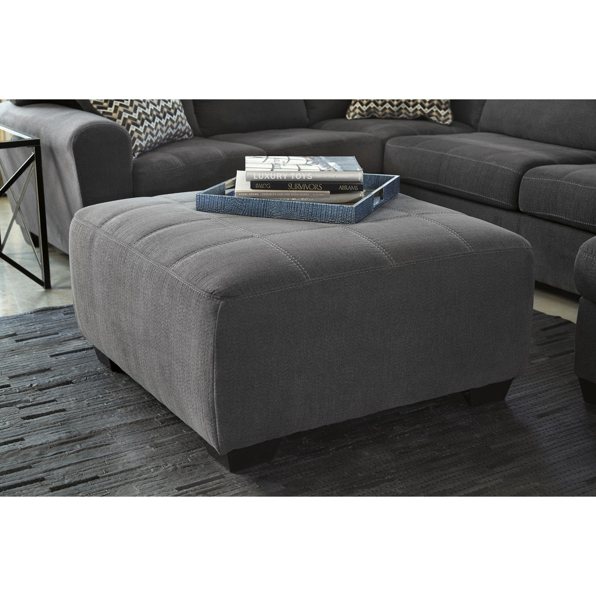 Benchcraft Ambee 2862008 Oversized Accent Ottoman IMAGE 2