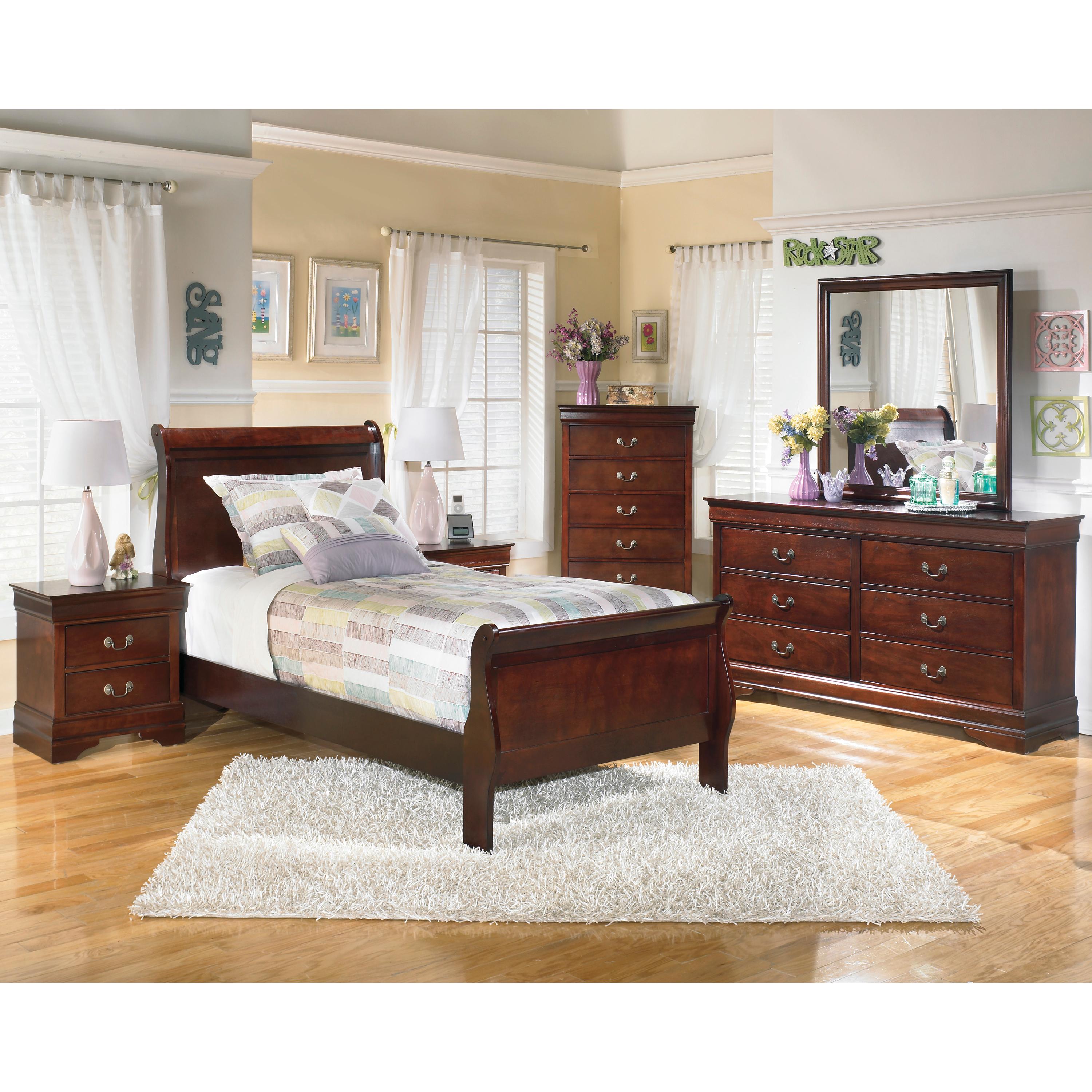  Signature Design by Ashley Alisdair 5-Drawer Chest B376-46 IMAGE 2
