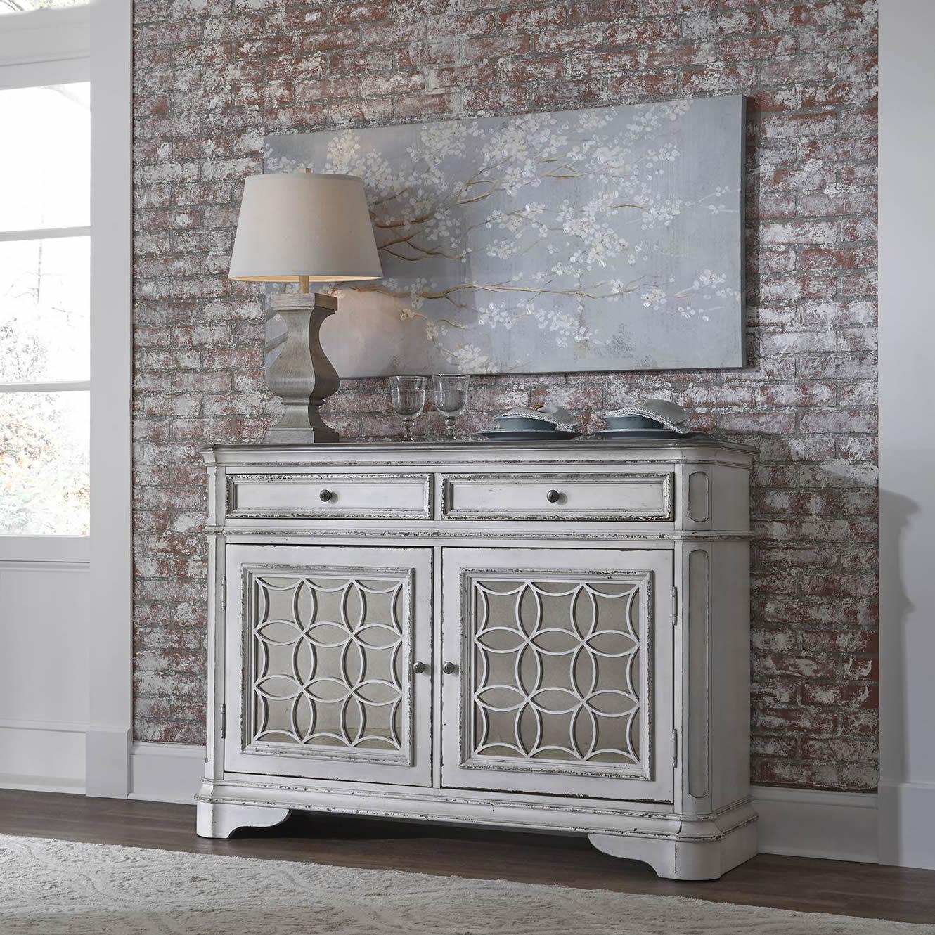  Liberty Furniture Industries Inc. Magnolia Manor Buffet 244-CB5692 IMAGE 6
