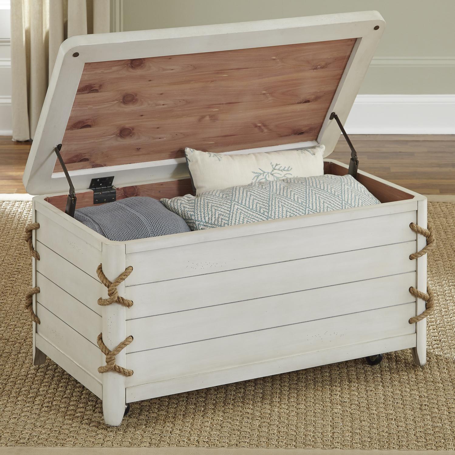  Liberty Furniture Industries Inc. Dockside Cocktail Table 469-OT1012 IMAGE 2