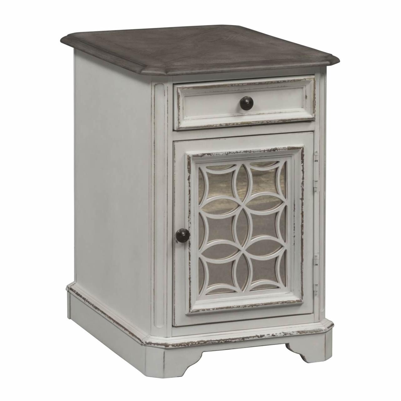  Liberty Furniture Industries Inc. Magnolia Manor Chairside Table 244-OT1021 IMAGE 4