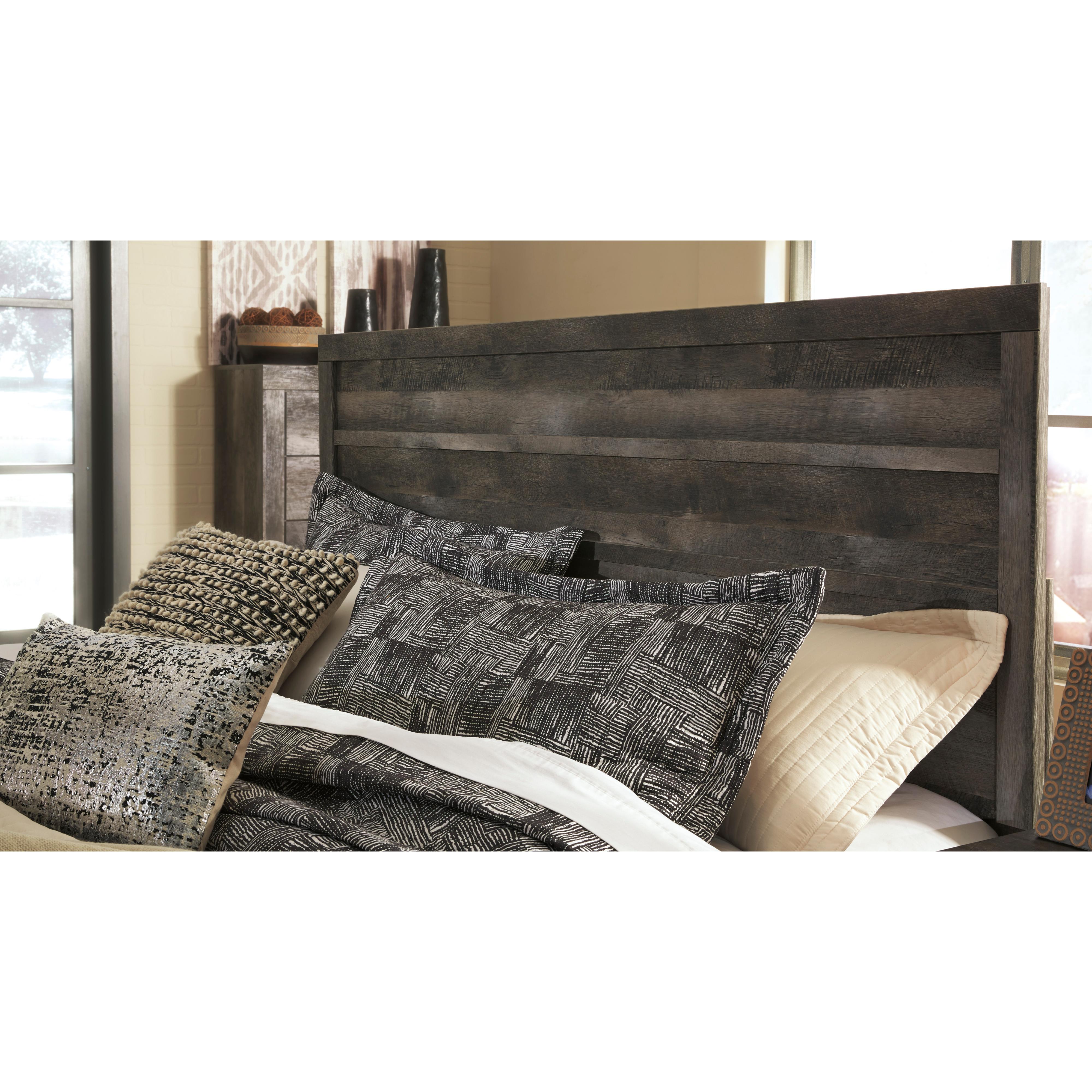 Size_Queen --  Signature Design by Ashley Wynnlow Panel Bed IMAGE 3