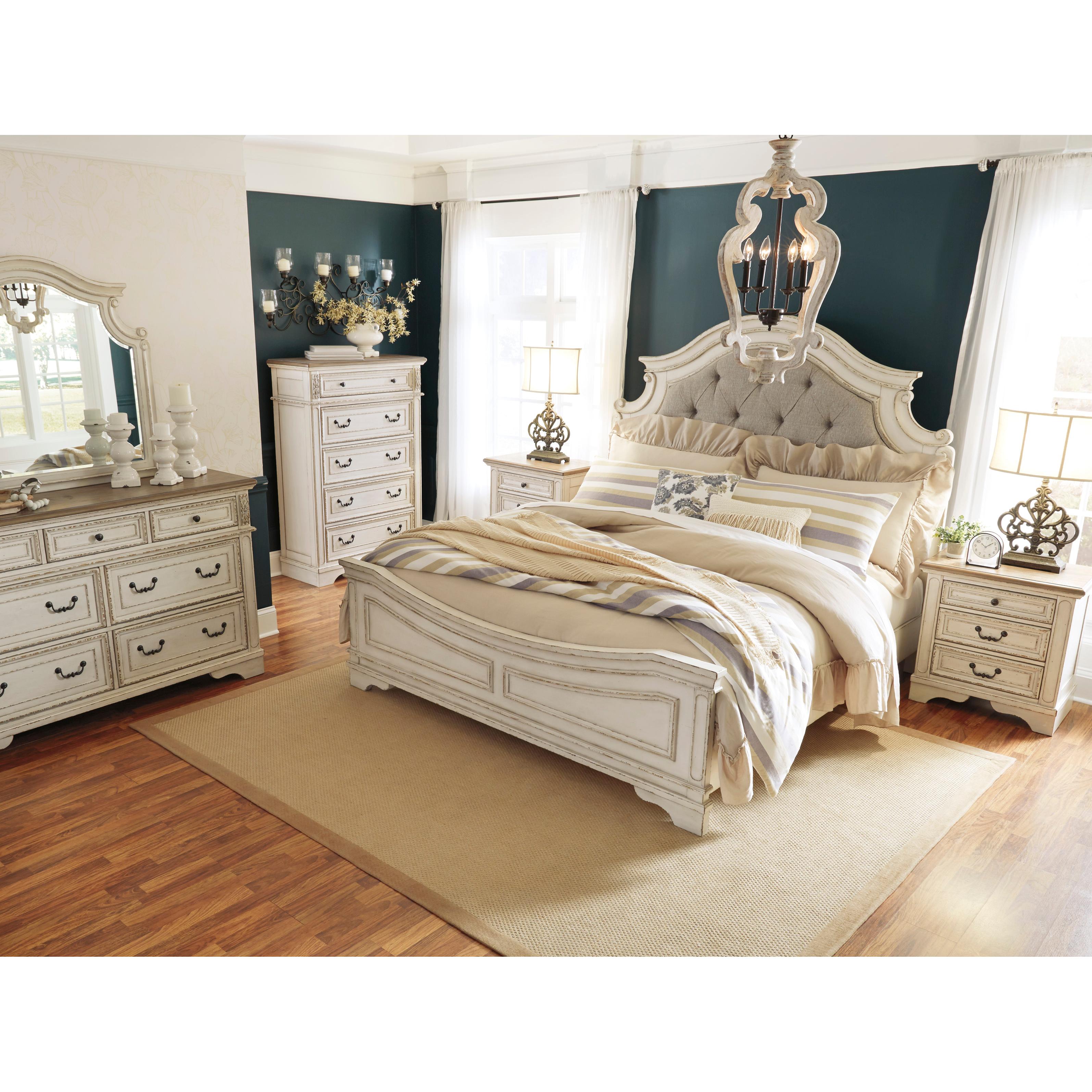  Size_King --  Realyn B743B6 King Upholstered Panel Bed IMAGE 5