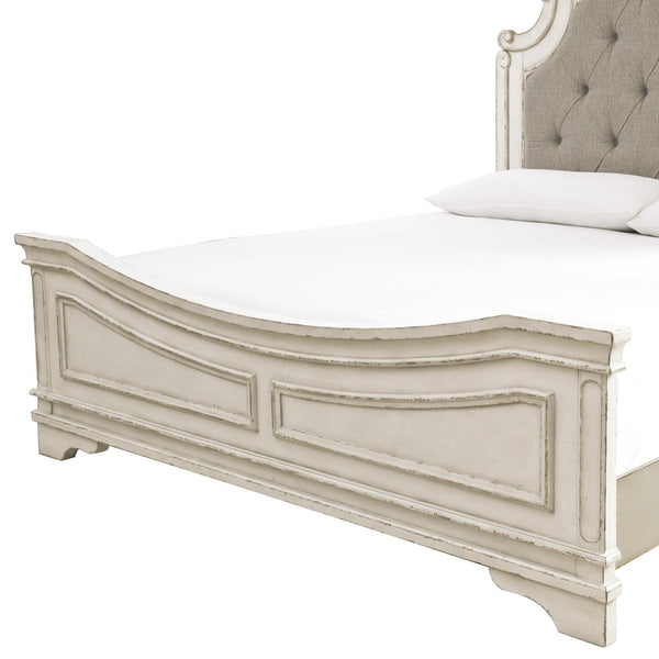 Signature Design by Ashley Realyn B743-54 Queen Panel Footboard