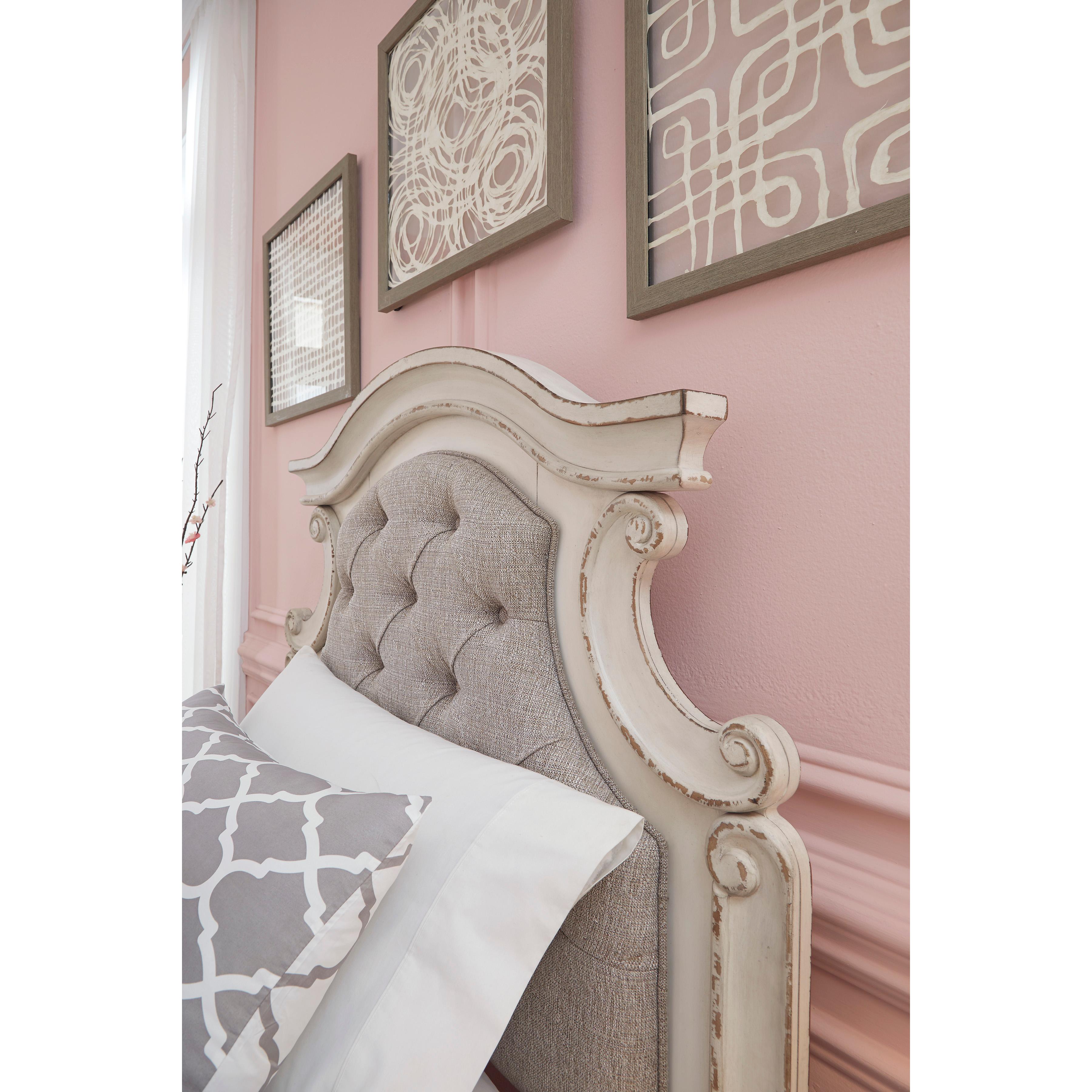  Signature Design by Ashley Realyn B743B13 Twin Panel Bed IMAGE 3