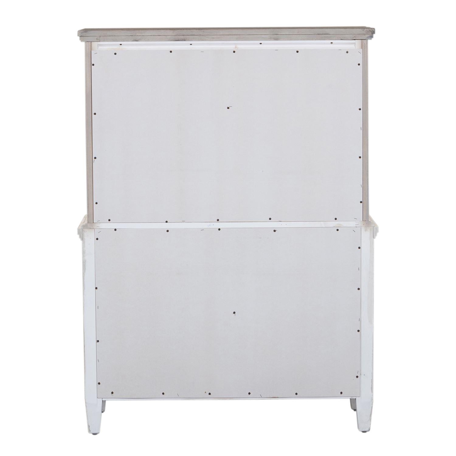  Liberty Furniture Industries Inc. Heartland 5-Drawer Chest 824-BR41 IMAGE 5
