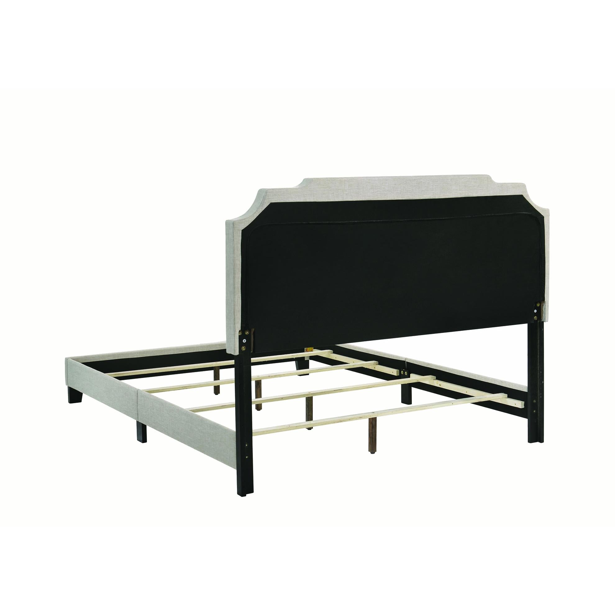  Size_Full --  Coaster Furniture Tamarac Upholstered Panel Bed IMAGE 3