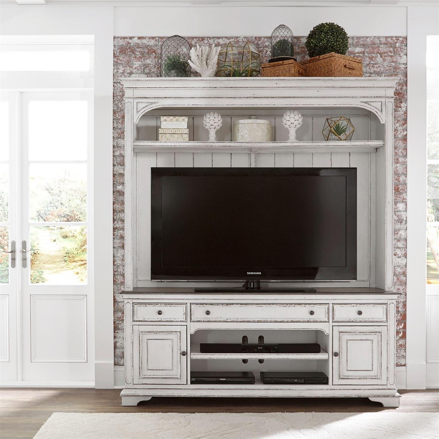  Liberty Furniture Industries Inc. Magnolia Manor 244-ENT Entertainment Center IMAGE 1
