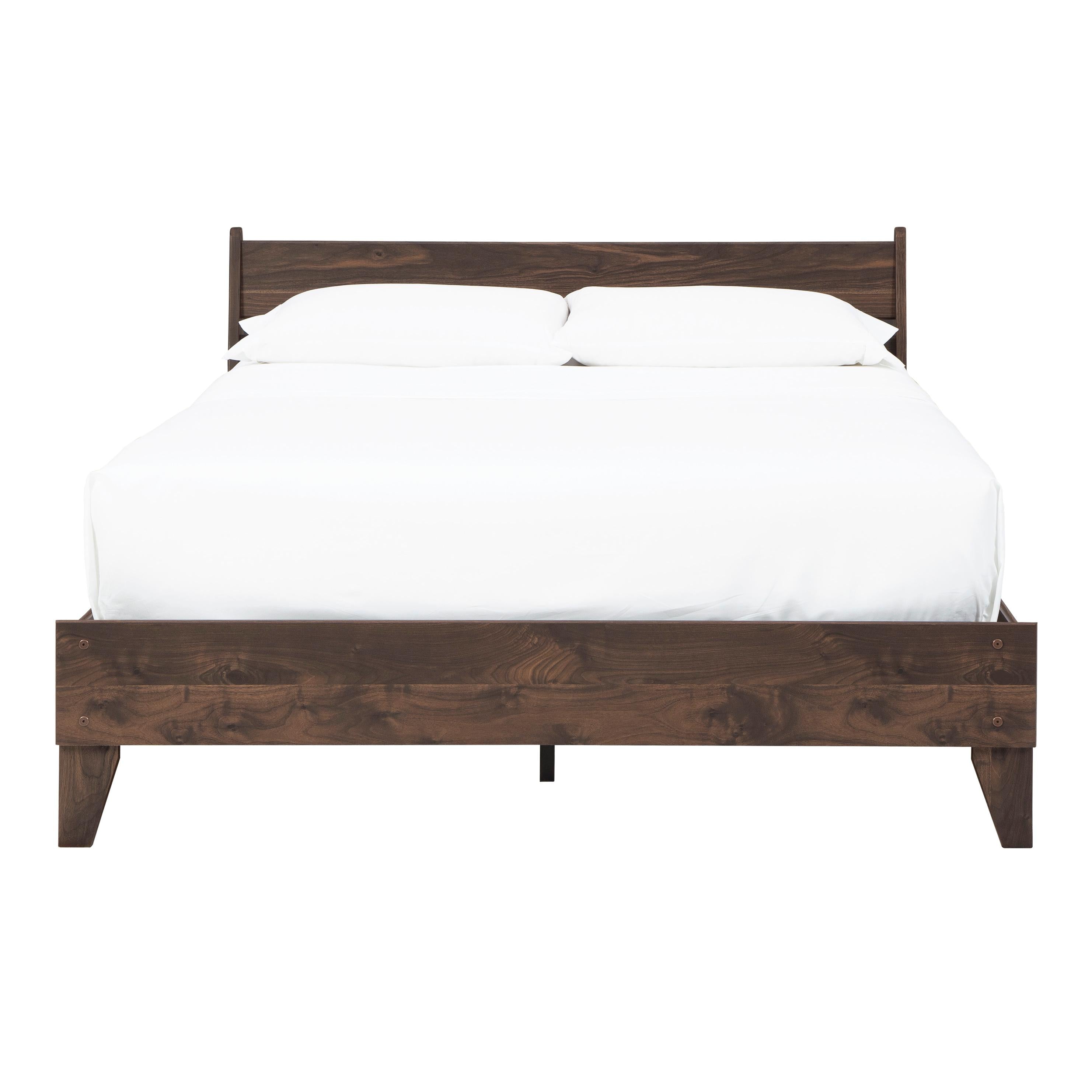  Size_Full --  Signature Design by Ashley Calverson Platform Bed IMAGE 2