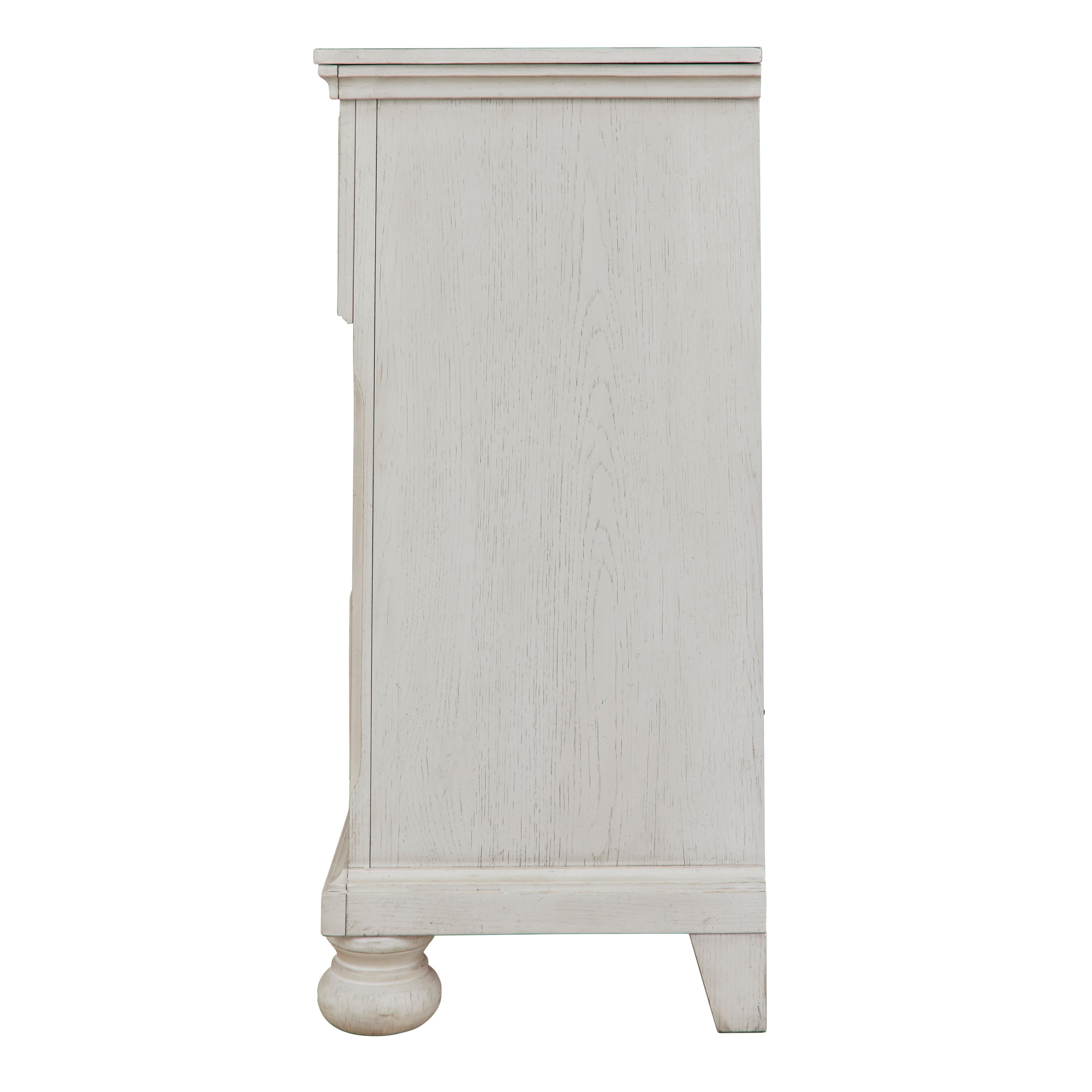  Signature Design by Ashley Robbinsdale B742-21 Dresser IMAGE 4