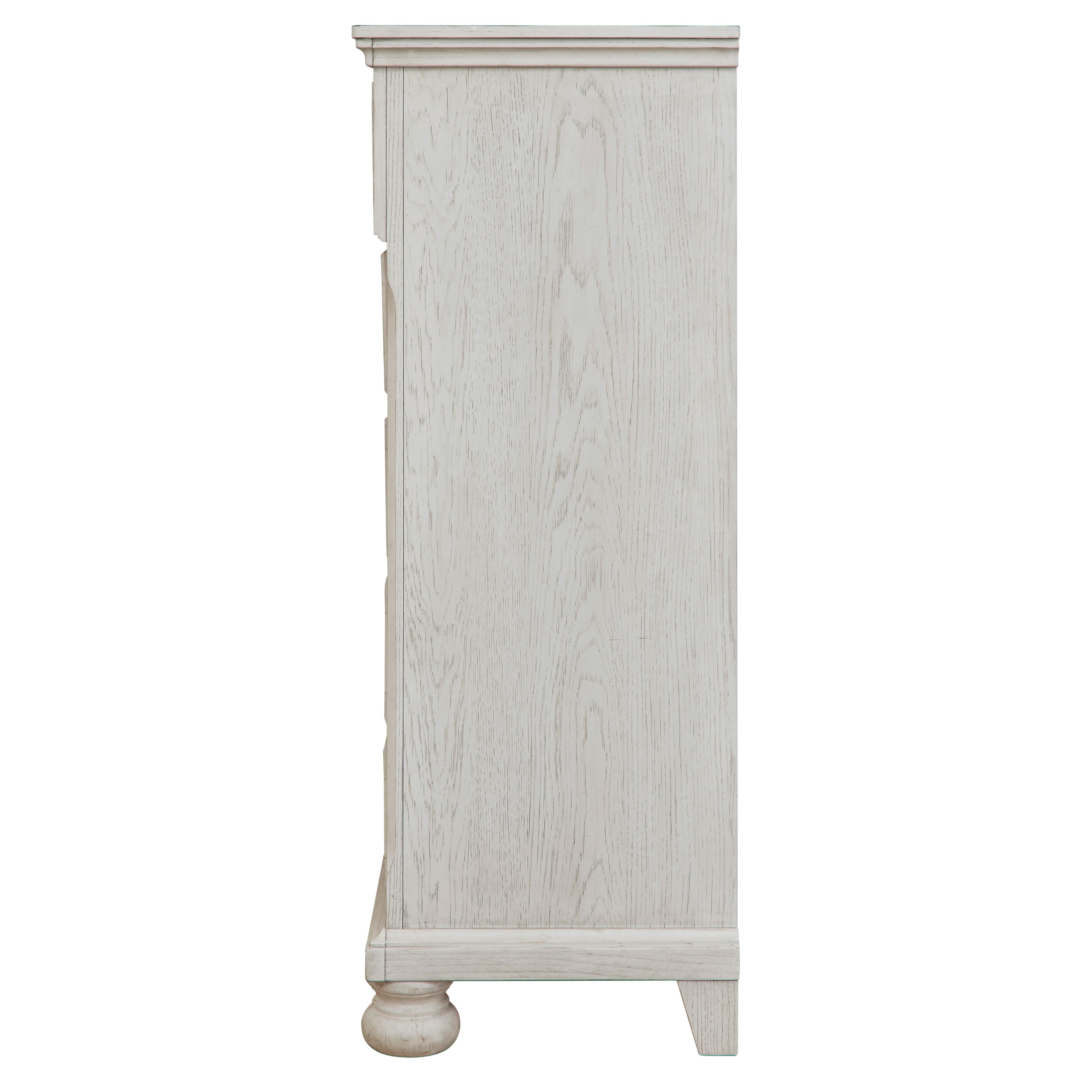  Signature Design by Ashley Robbinsdale B742-45 Five Drawer Chest IMAGE 4