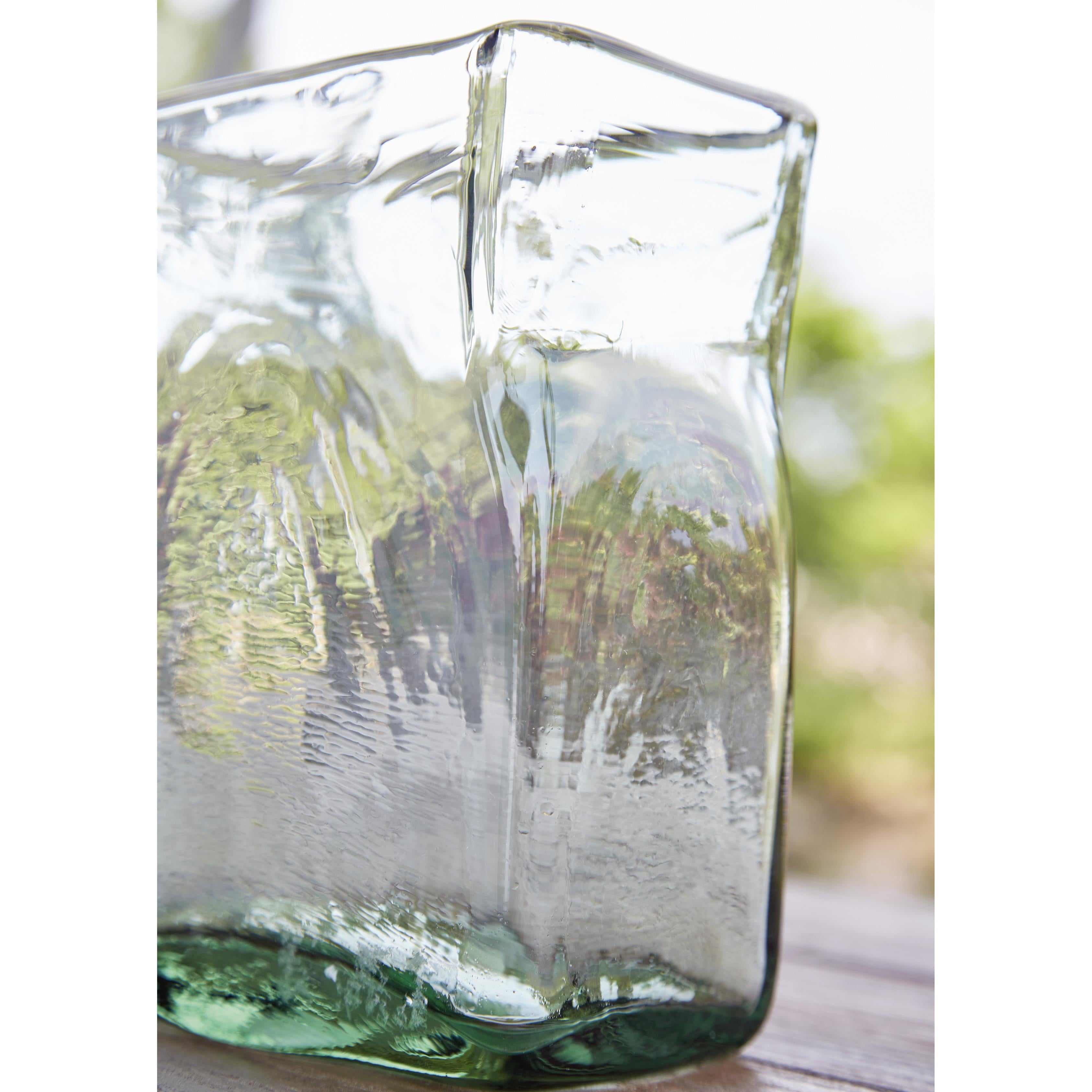 Signature Design by Ashley Taylow A2000536 Vase IMAGE 4