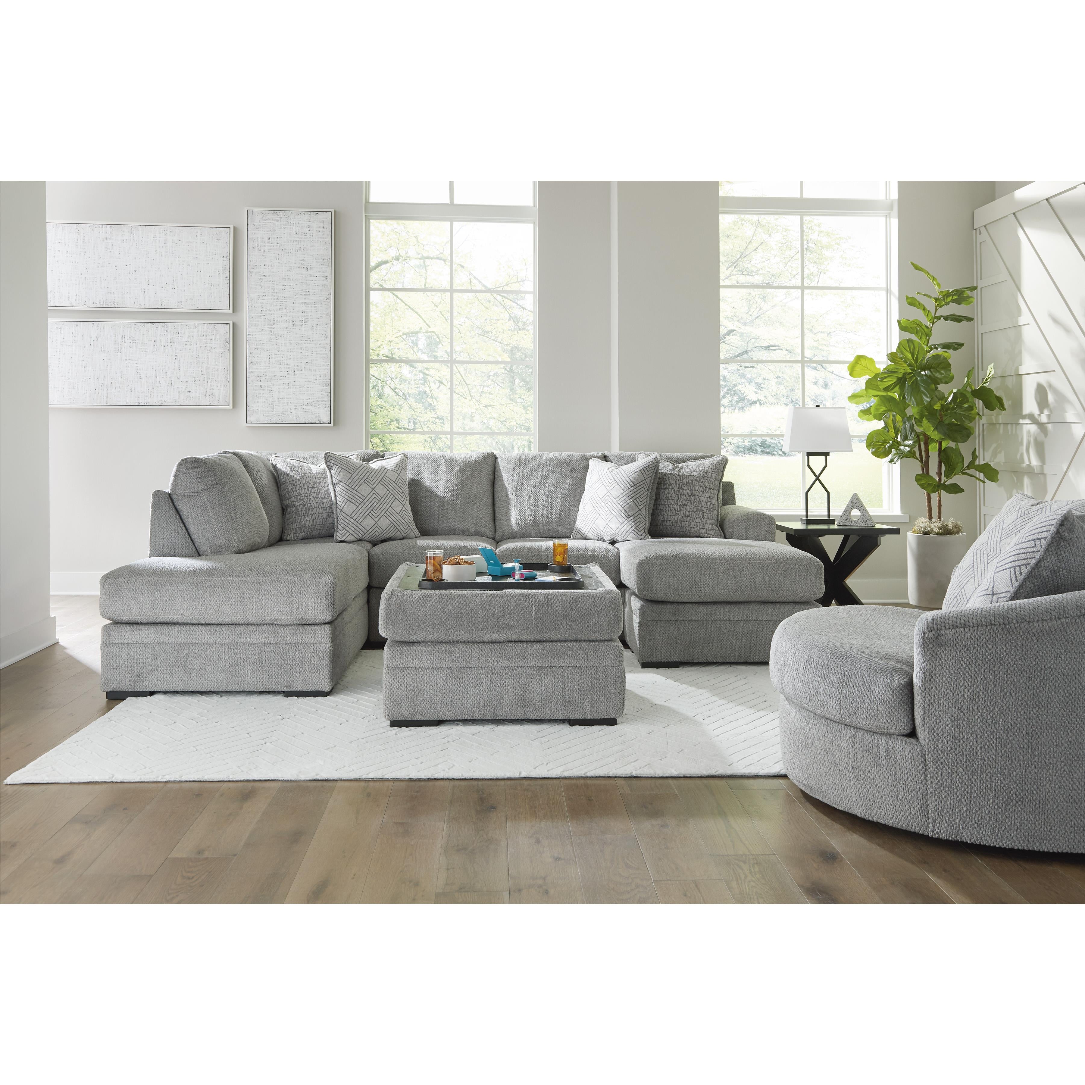  Signature Design by Ashley Casselbury 5290621 Oversized Swivel Accent Chair IMAGE 6
