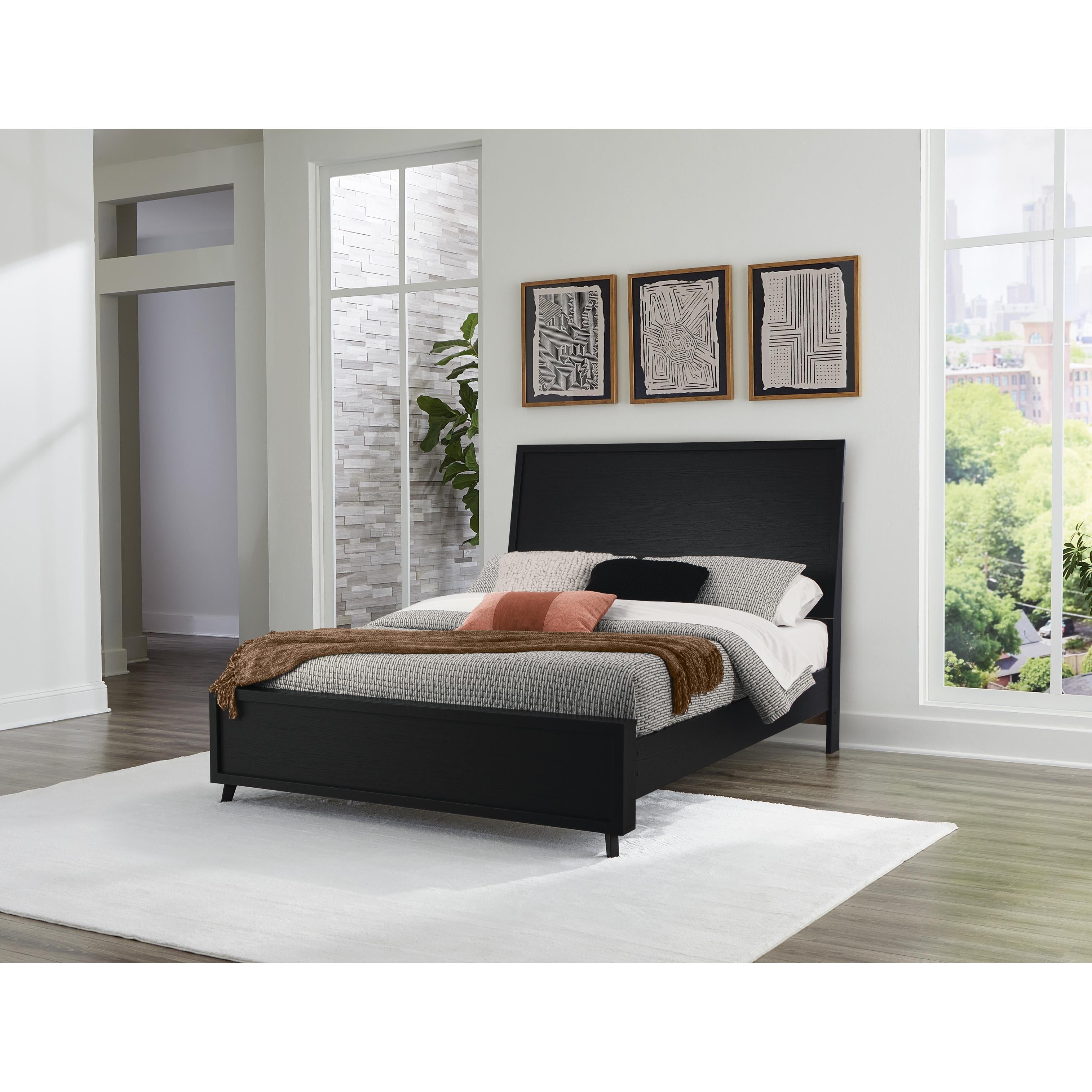  Size_Queen --  Signature Design by Ashley Danziar Panel Bed IMAGE 5