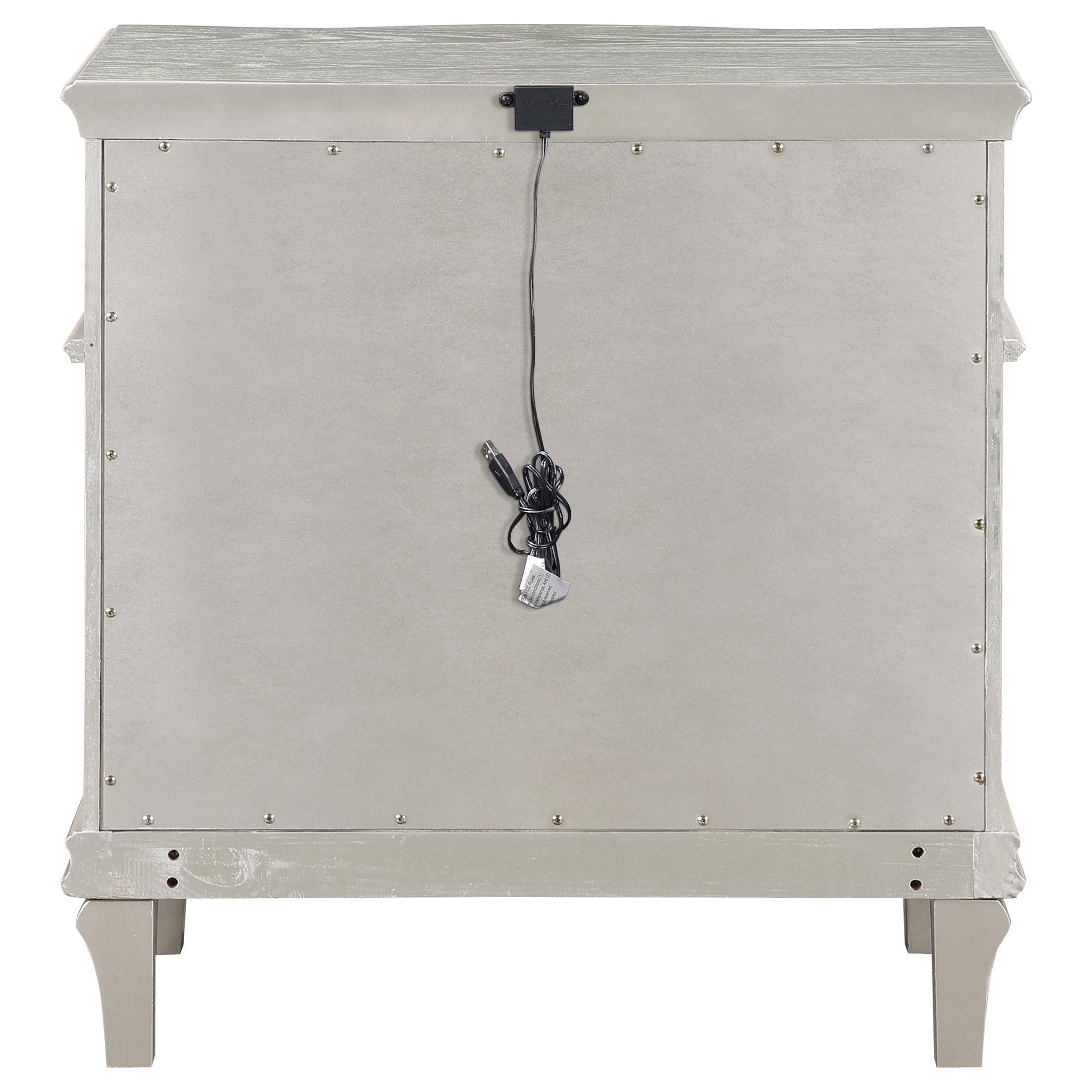  Coaster Furniture Evangeline 223392 3-Drawer Nightstand - Silver Oak IMAGE 6