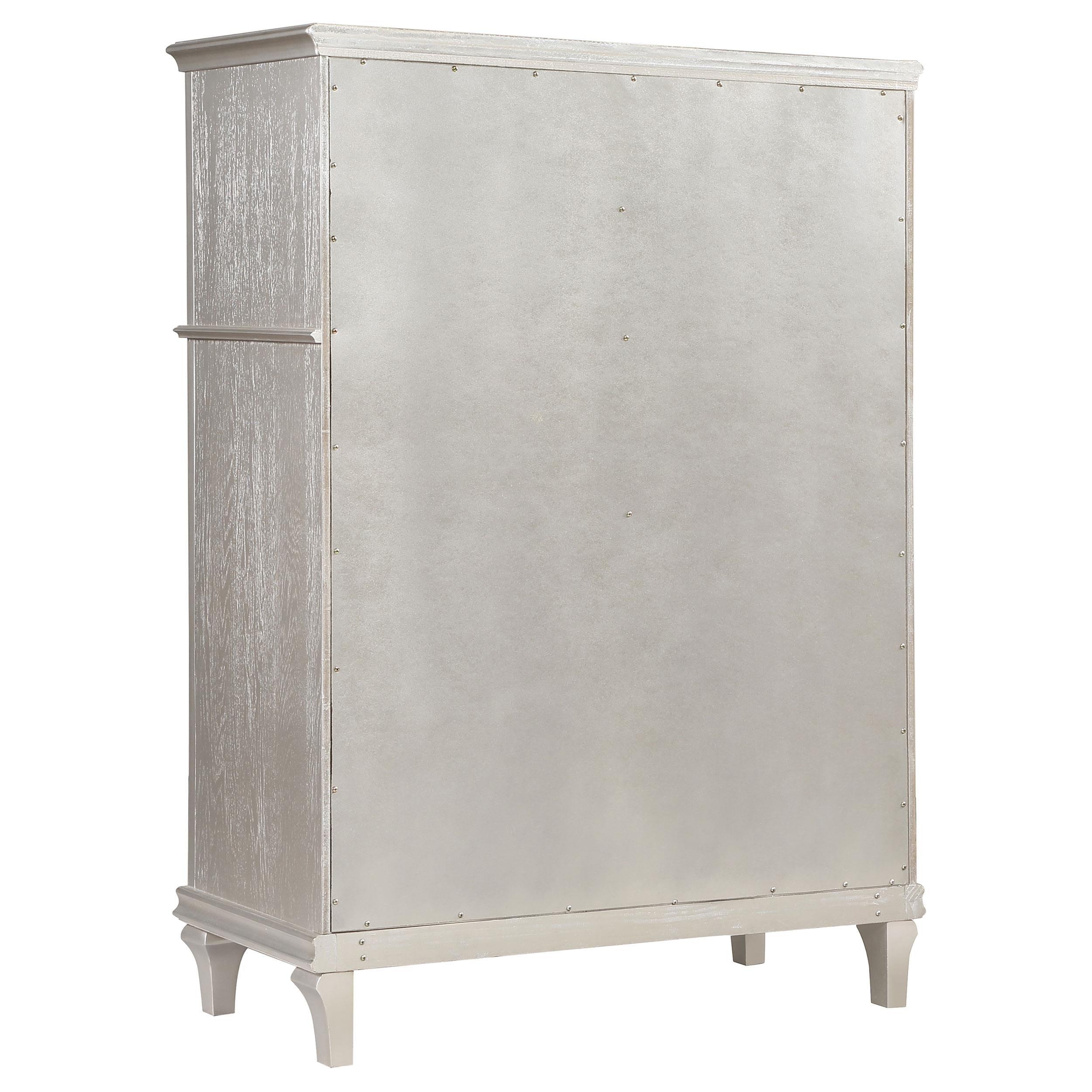  Coaster Furniture Evangeline 223395 6-Drawer Bedroom Chest - Silver Oak IMAGE 5