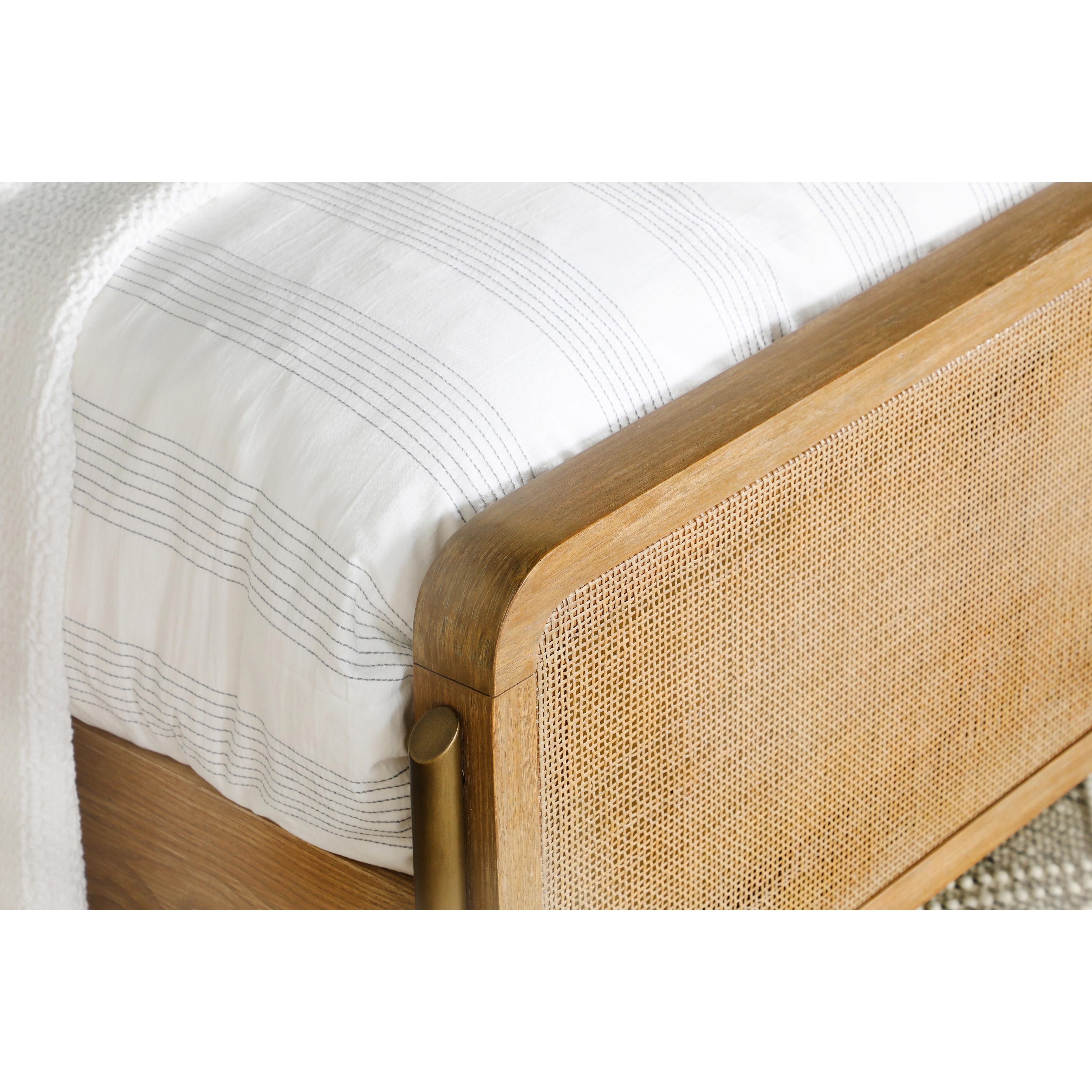  Size_Queen --  Coaster Furniture Arini Upholstered Panel Bed IMAGE 14