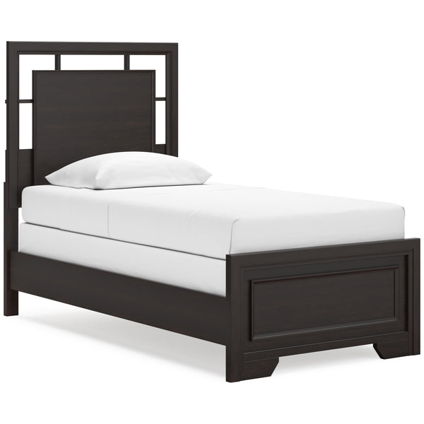 Signature Design by Ashley Covetown Panel Bed