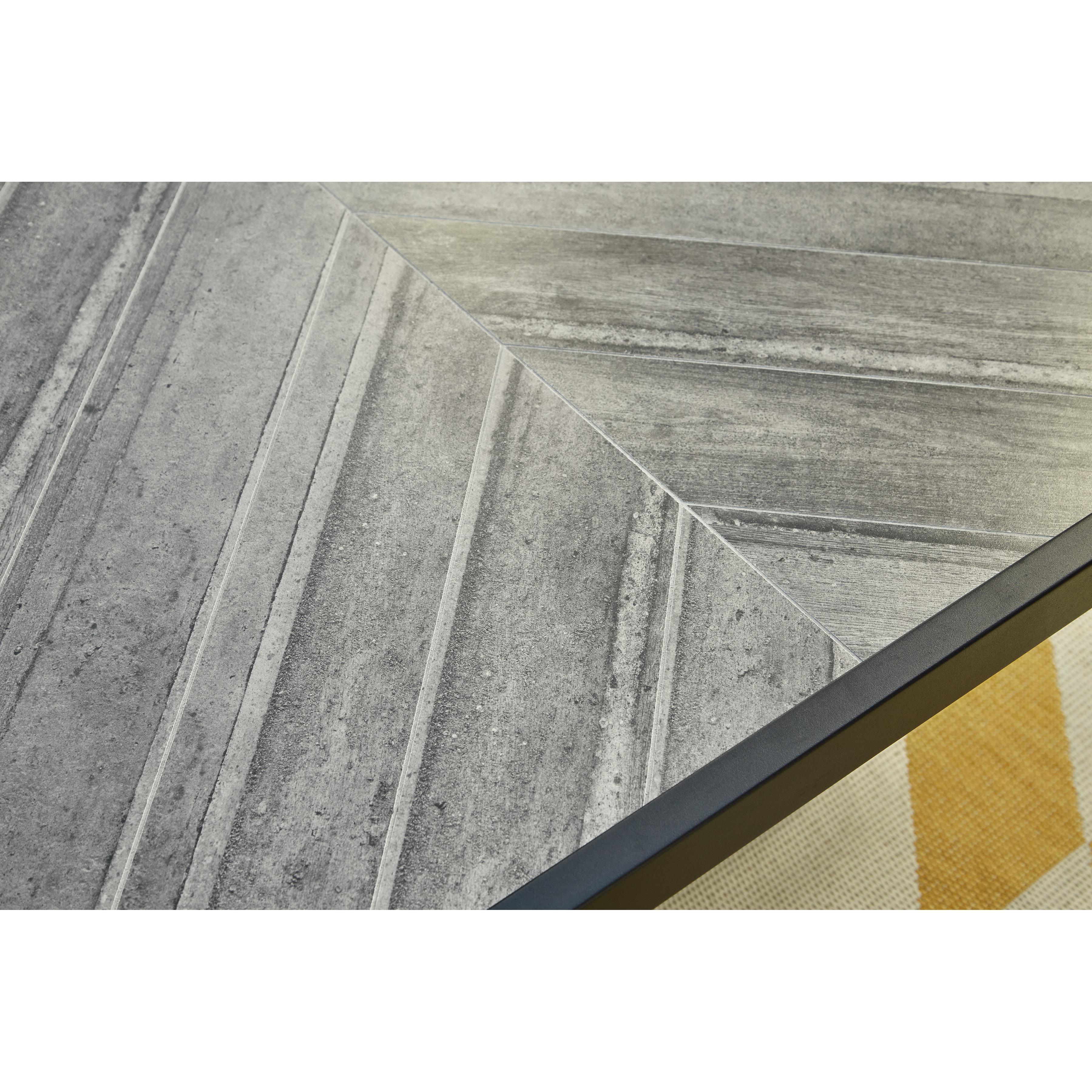  Signature Design by Ashley Beachcroft P792-625 Rectangular Dining Table with Umbrella Option IMAGE 6