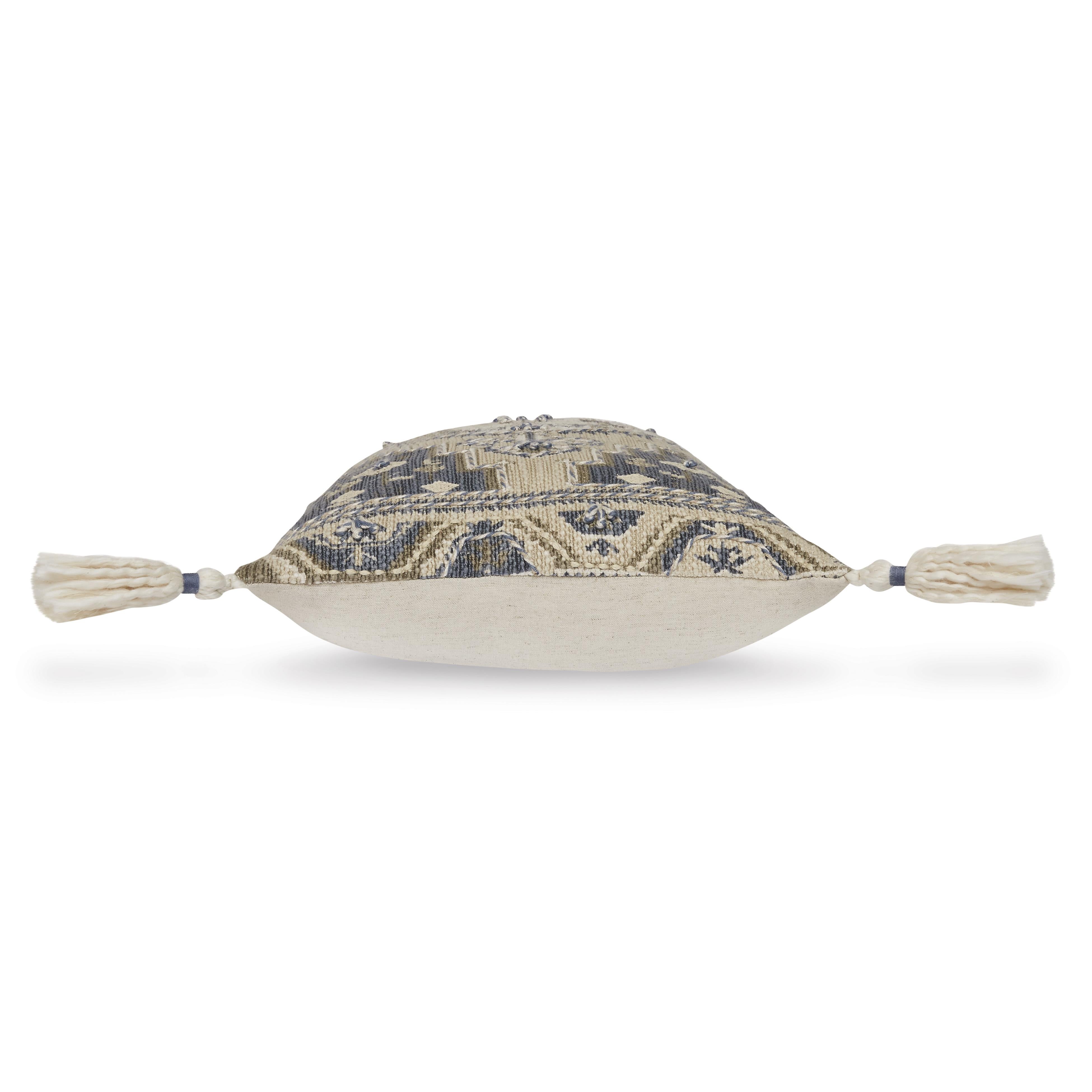  Signature Design by Ashley Winbury A1001035 Pillow IMAGE 3