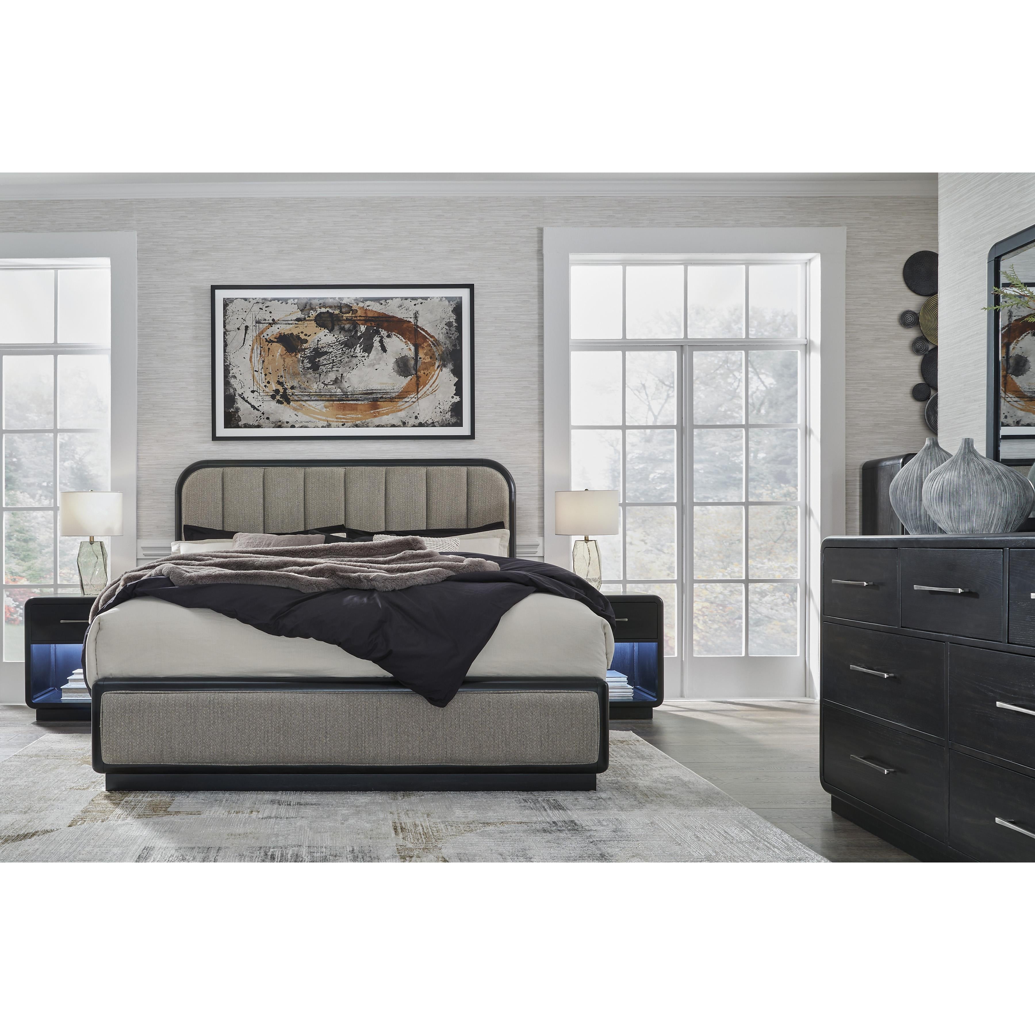  Size_King --  Rowanbeck B821B4 King Upholstered Panel Bed IMAGE 9