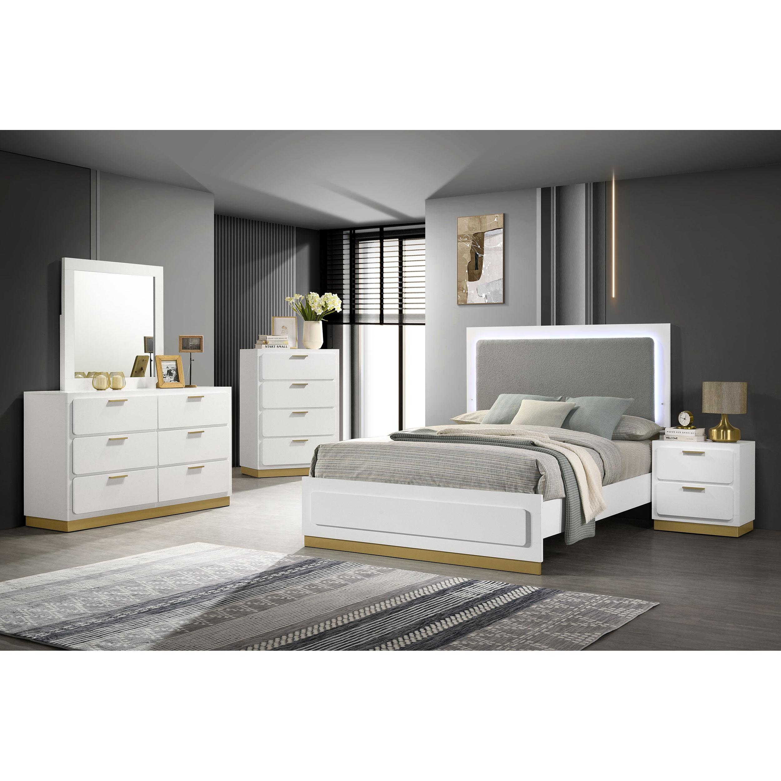  Size_Queen --  Coaster Furniture Caraway Upholstered Panel Bed IMAGE 5