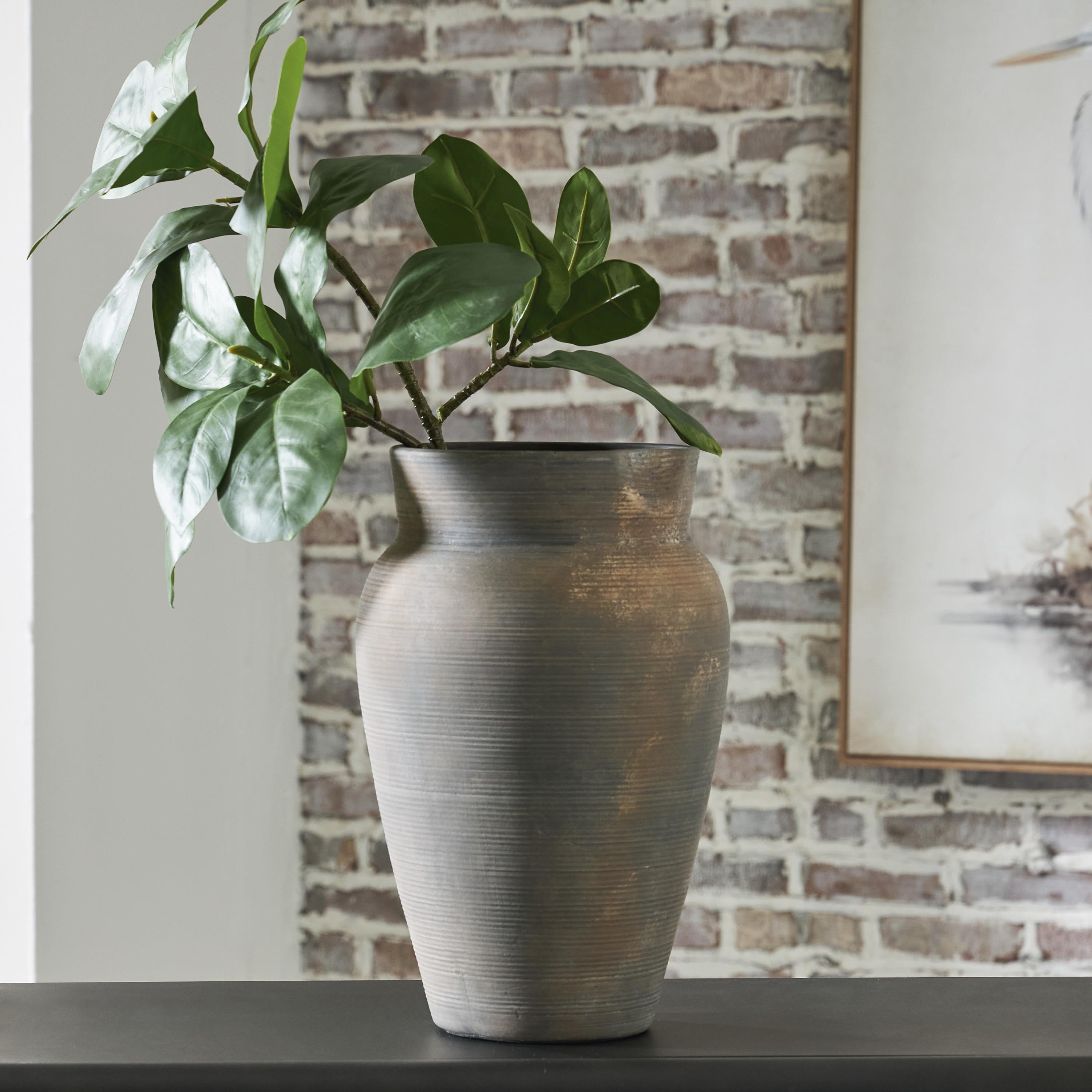  Signature Design by Ashley Brickmen A2000659 Vase IMAGE 2