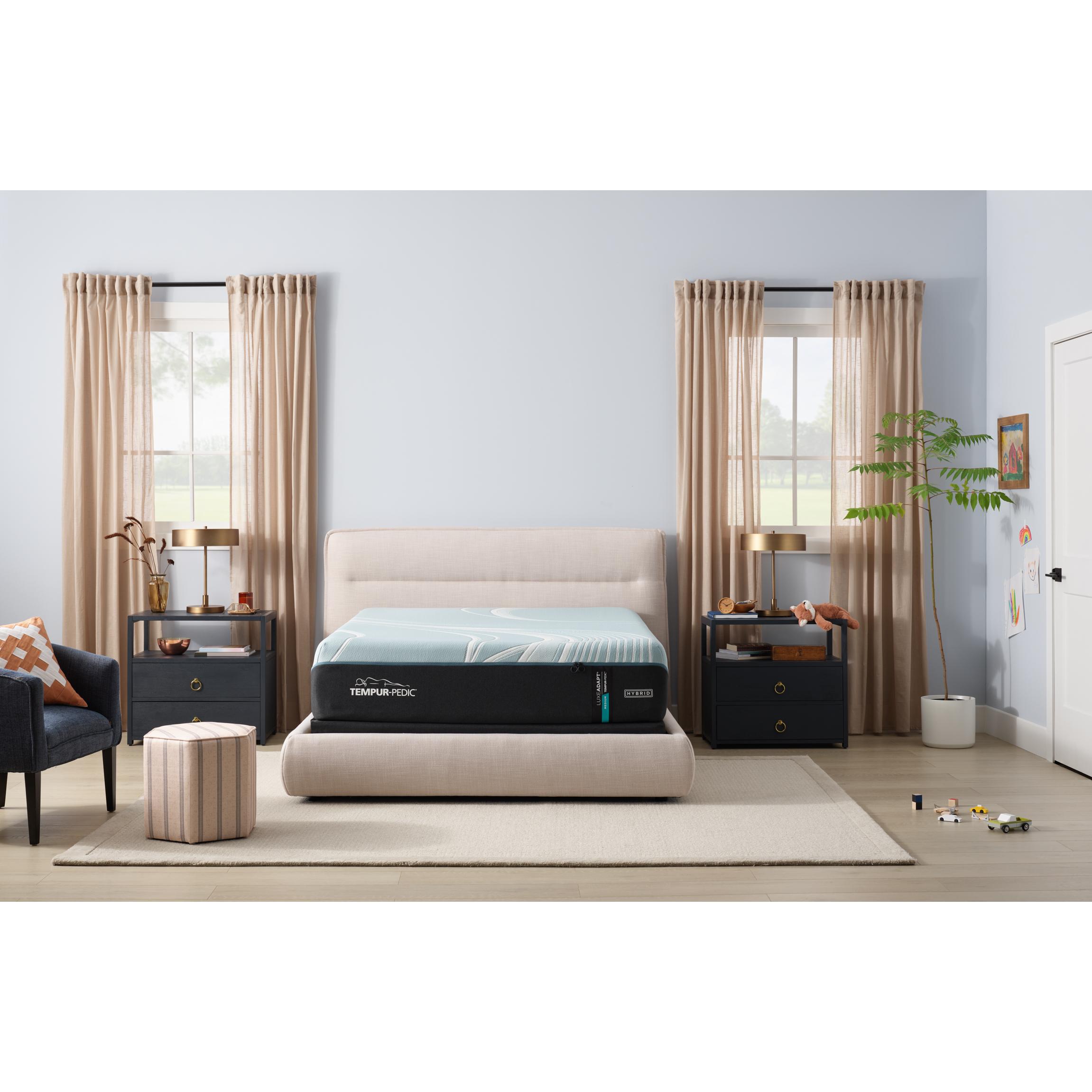  Size_King --  Tempur-LuxeAdapt® Medium Hybrid Mattress (King) IMAGE 3