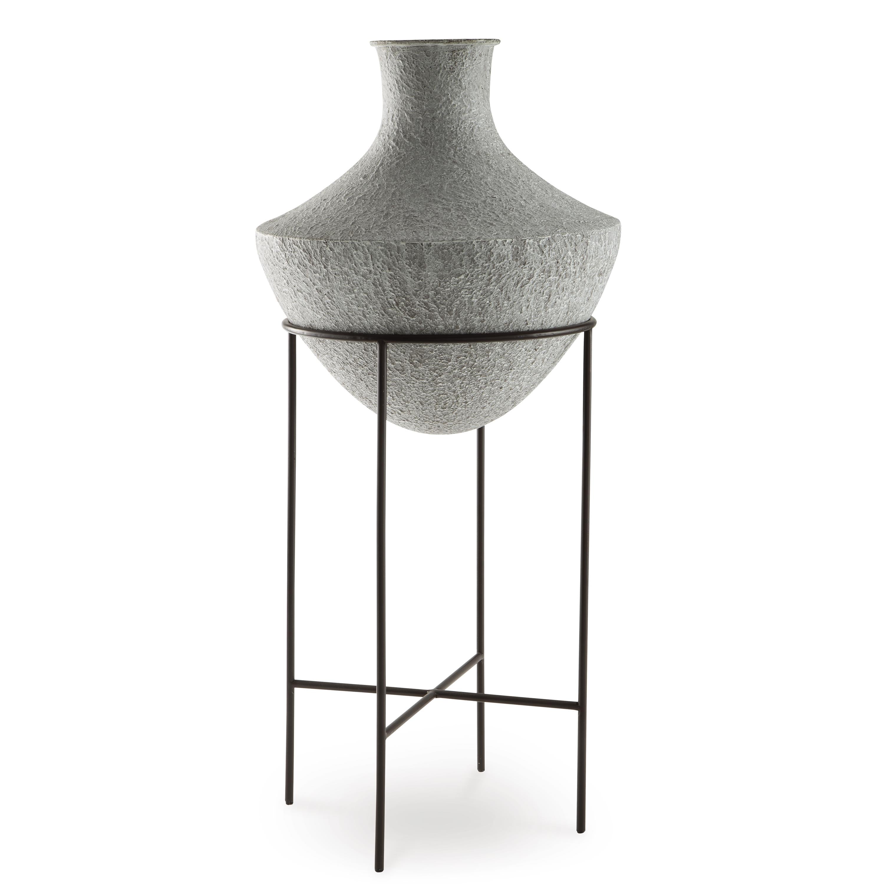  Signature Design by Ashley Estonbank A2000748 Vase IMAGE 1