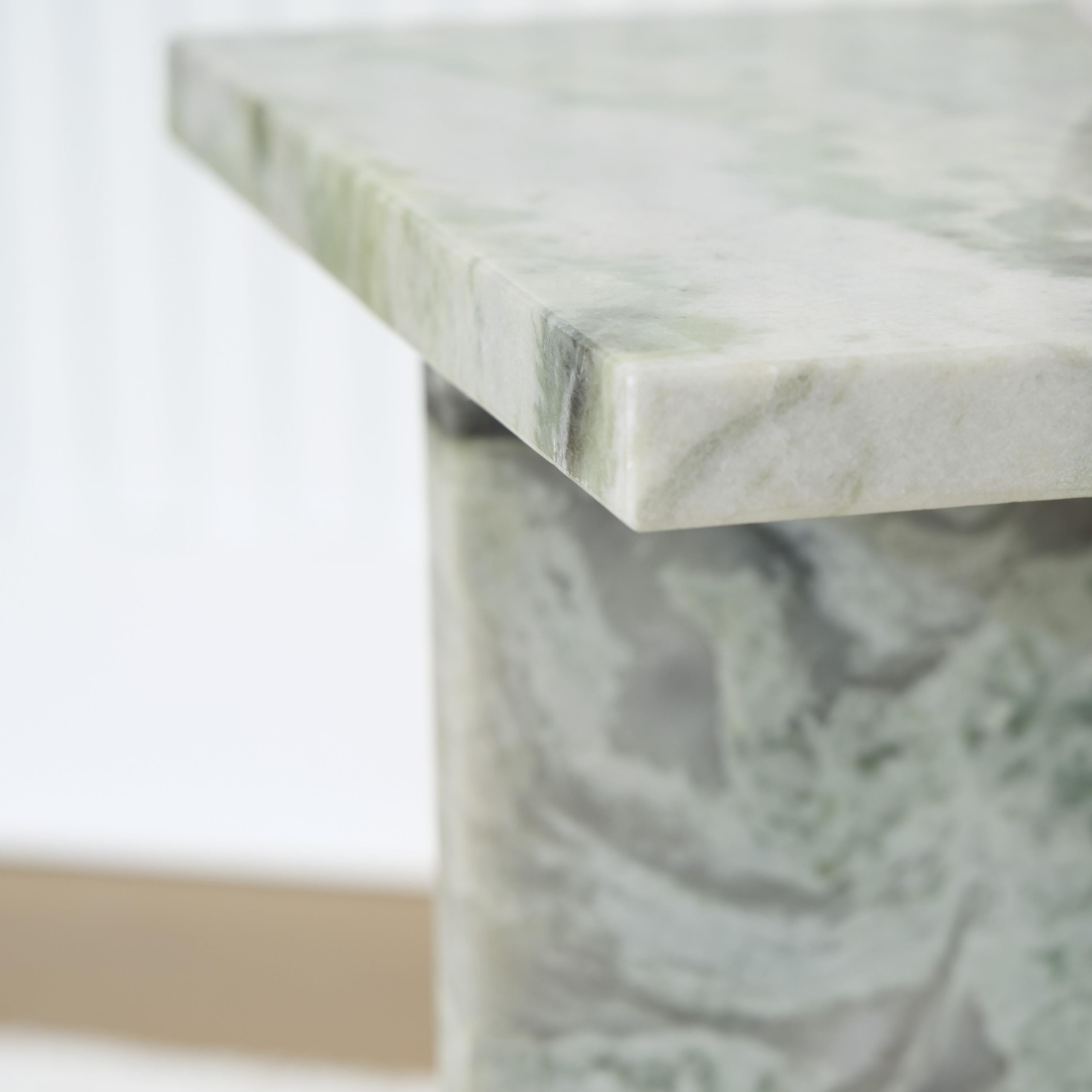  Signature Design by Ashley Deaconwell A4000648 Accent Table IMAGE 4