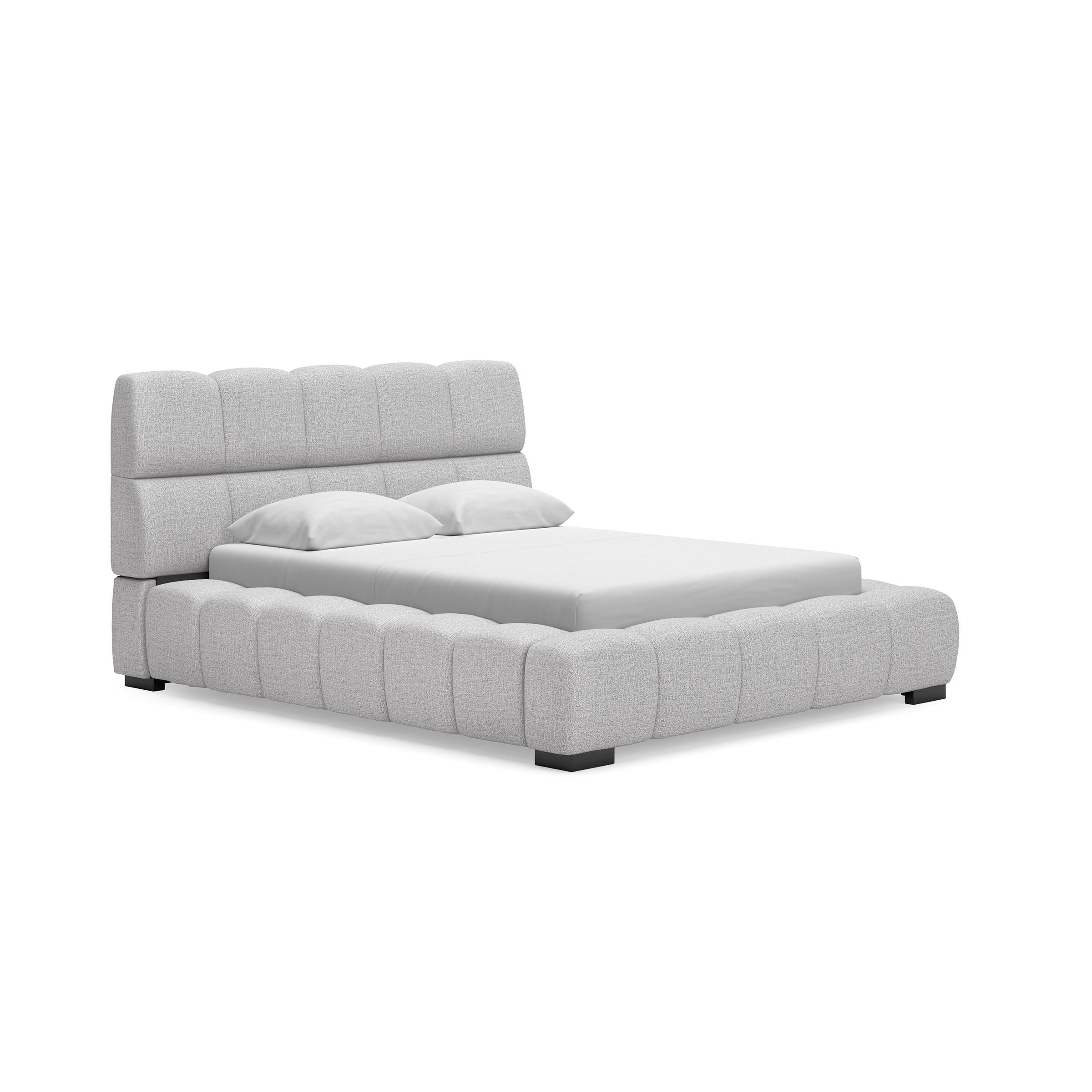  Size_Queen --  Signature Design by Ashley Grendusk Upholstered Platform Bed IMAGE 1
