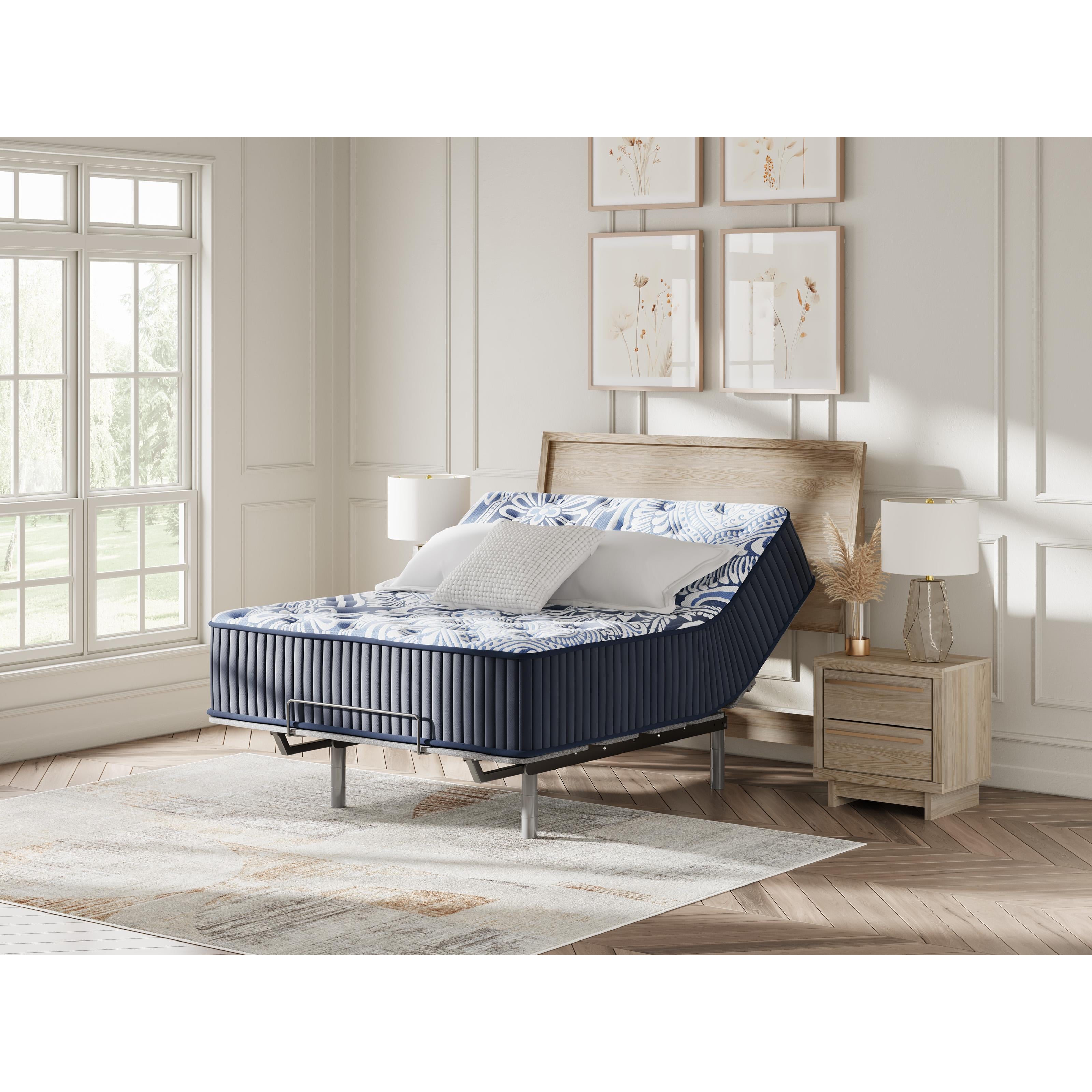  Size_California King --  Plush Luxe 2.0 M49751 California King Mattress IMAGE 4