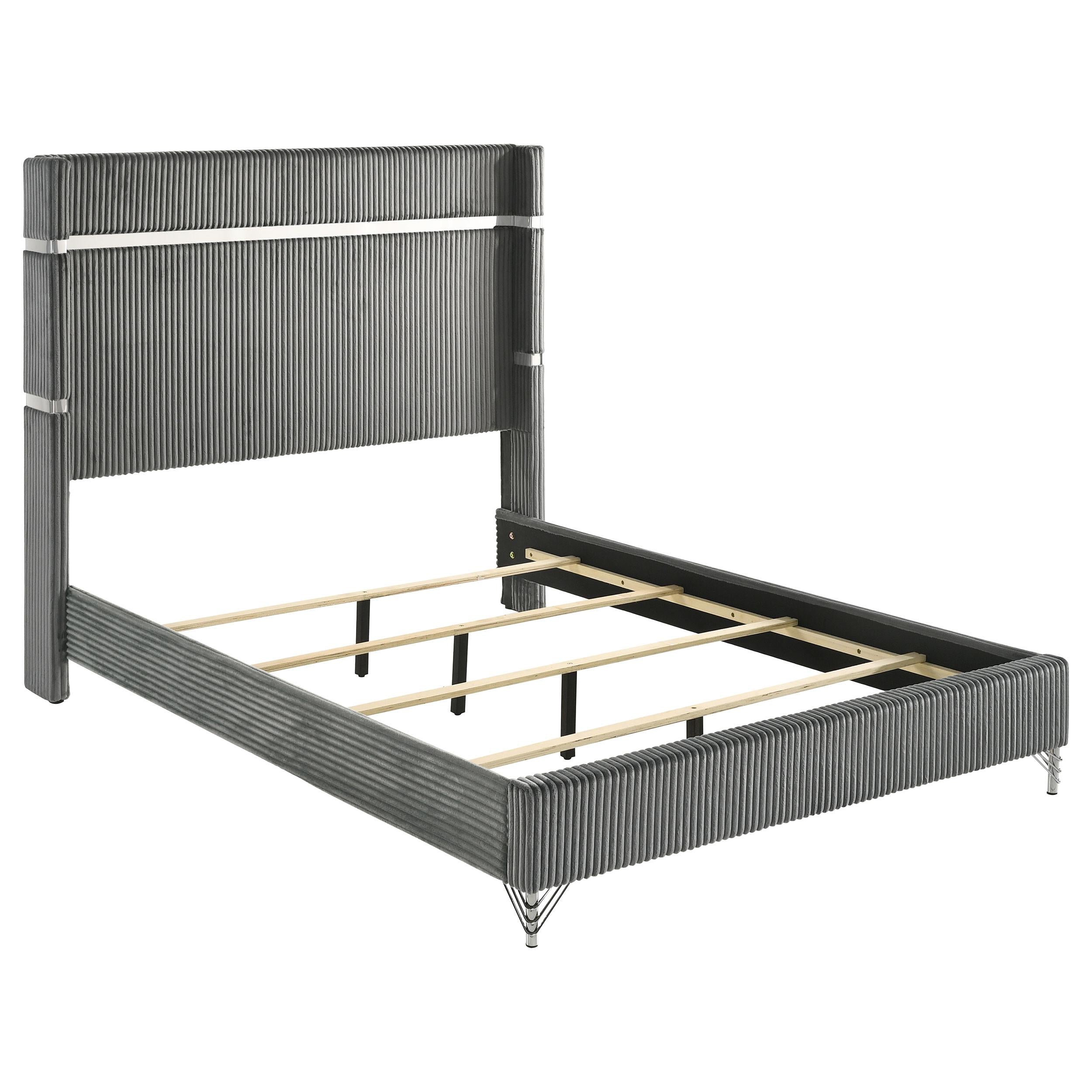  Size_Queen --  Coaster Furniture Lucia Upholstered Panel Bed IMAGE 3