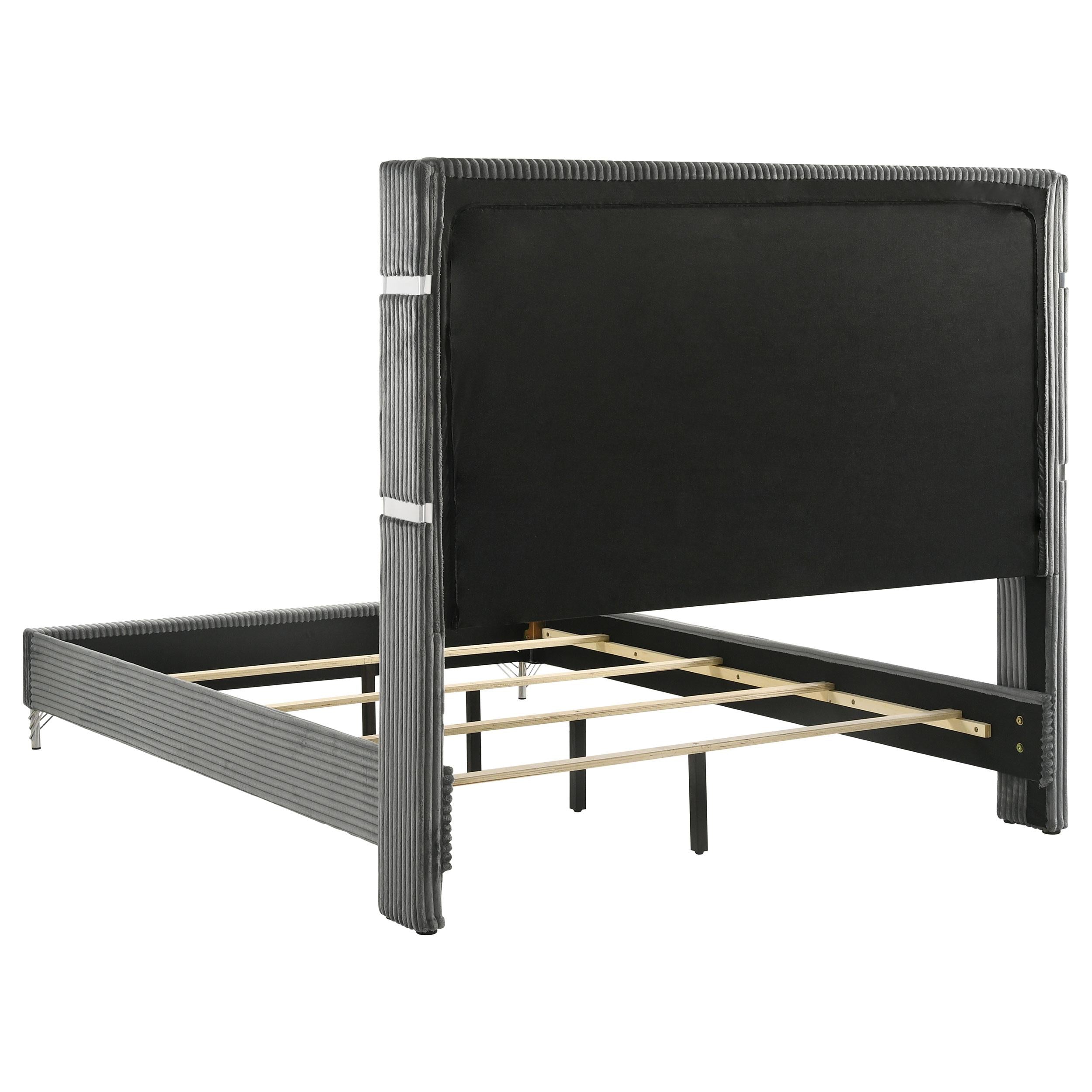  Size_King --  Lucia 224991KE 61-inch Upholstered Eastern King Wingback Bed - Grey IMAGE 4