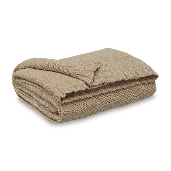 Signature Design by Ashley Anawood A1001099 Throw