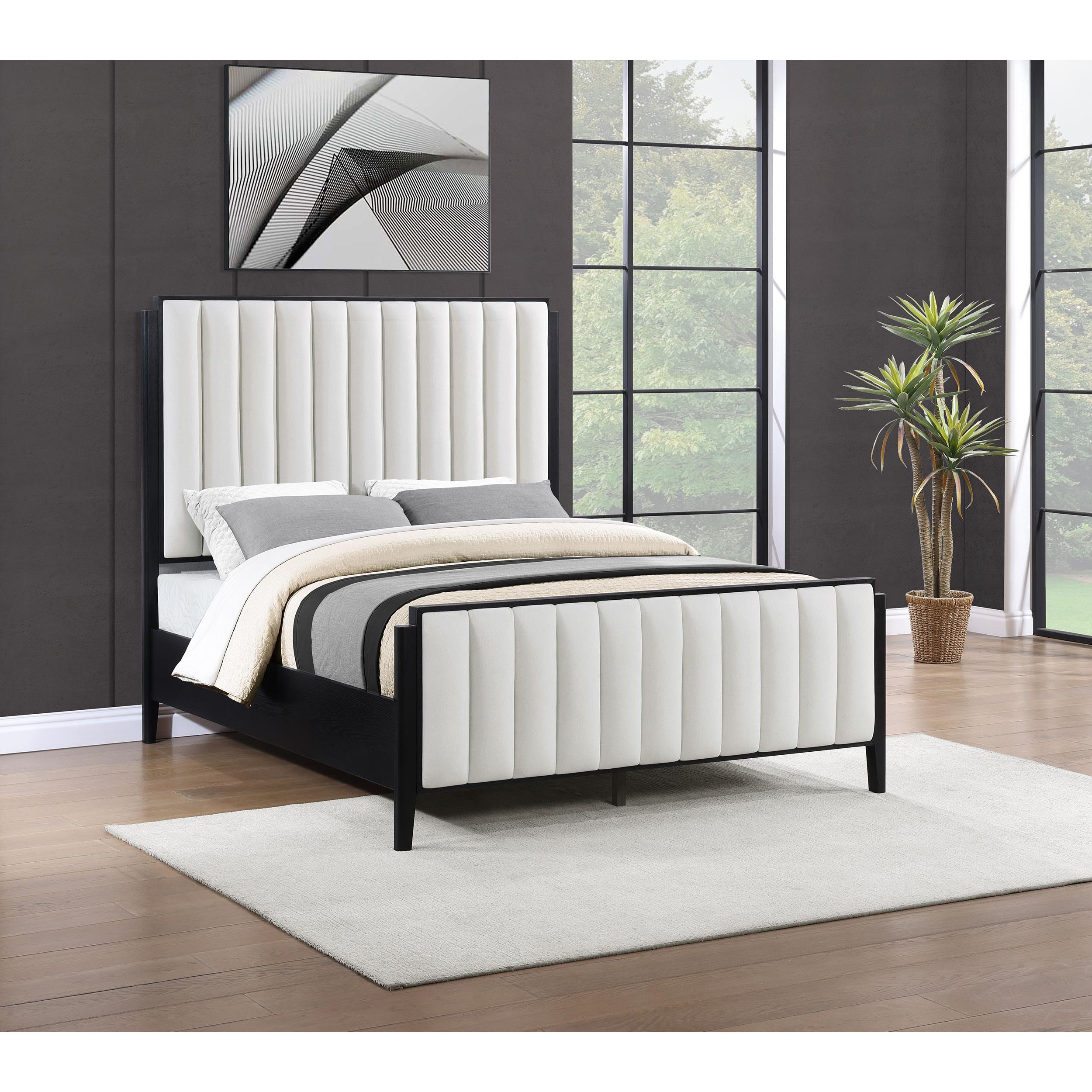  Size_Queen --  Coaster Furniture Brookmead Upholstered Panel Bed IMAGE 4