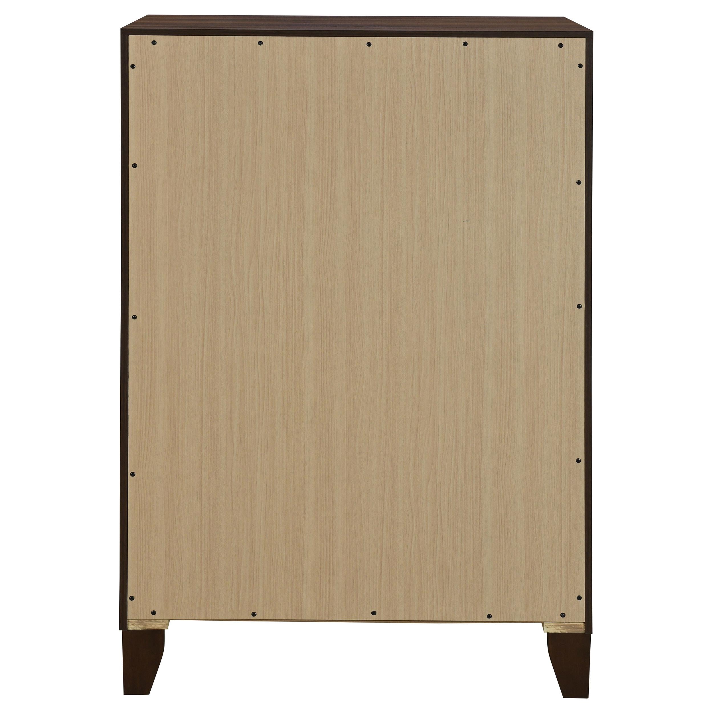  Coaster Furniture Welsley 223445 4-Drawer Chest of Drawers - Walnut IMAGE 5
