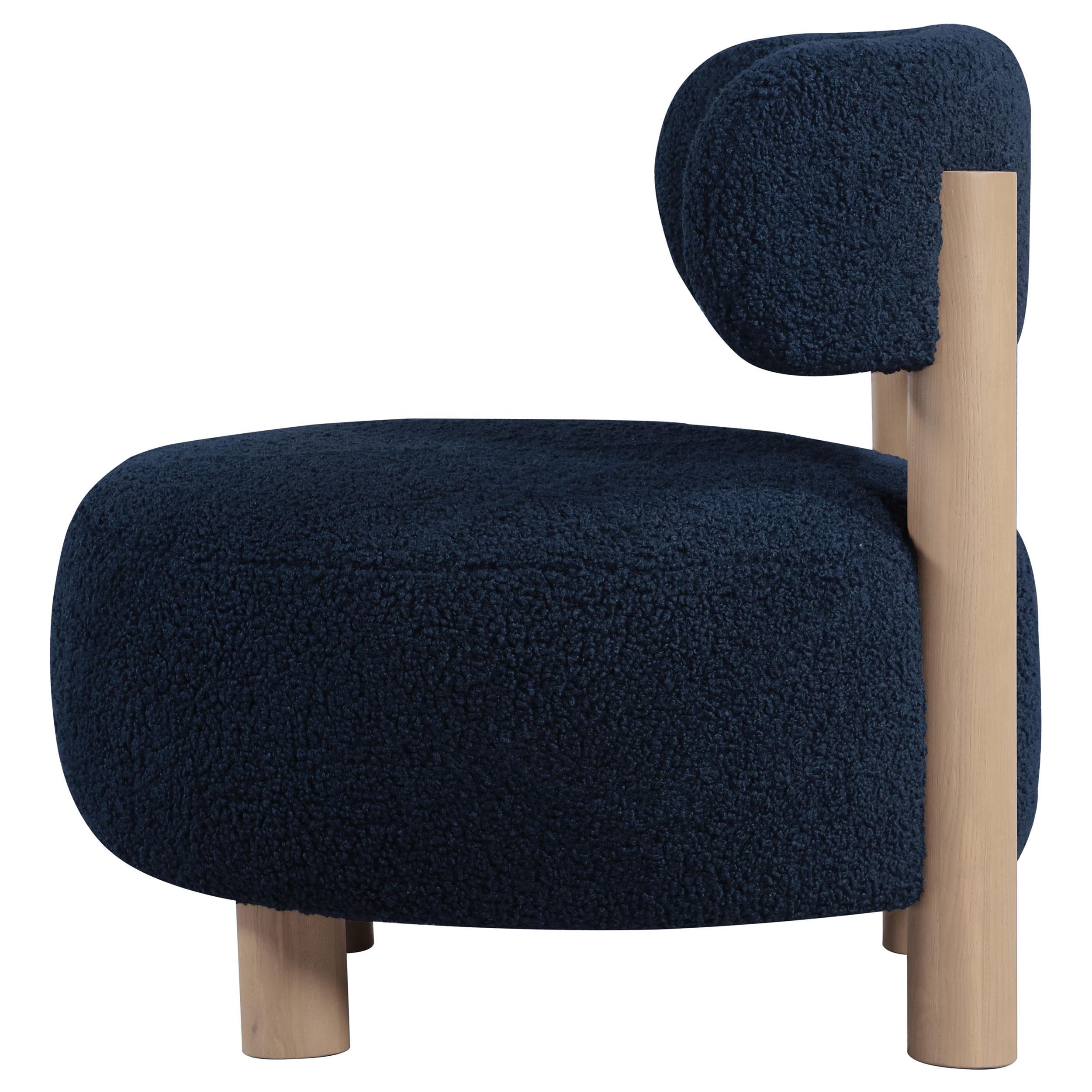  Coaster Furniture Zonie 903168 Boucle Upholstered Barrel Back Accent Chair - Blue IMAGE 4