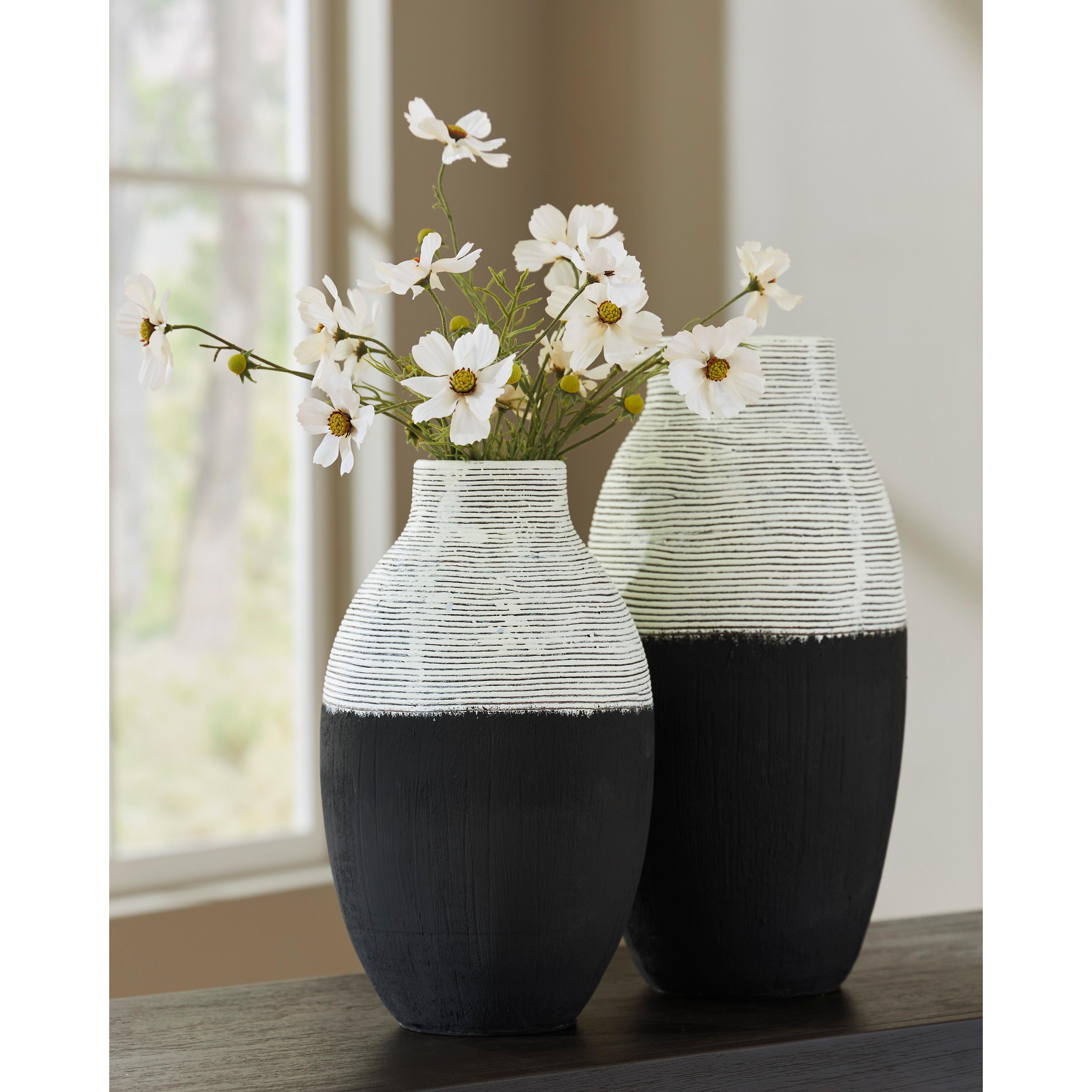  Signature Design by Ashley Girtha A2000877 Vase IMAGE 3