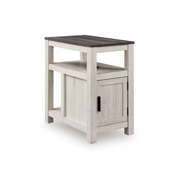 Signature Design by Ashley Fendenmore T190-217 Chair Side End Table
