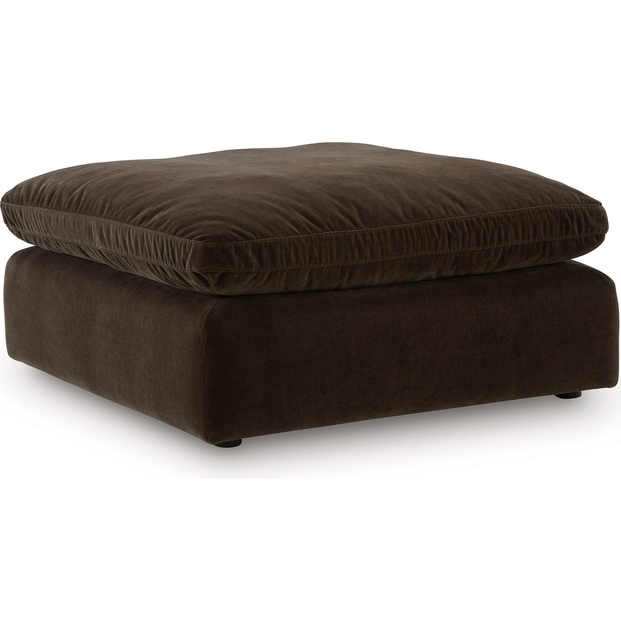  Benchcraft Maxton Heights Fabric Ottoman 6780708 IMAGE 1