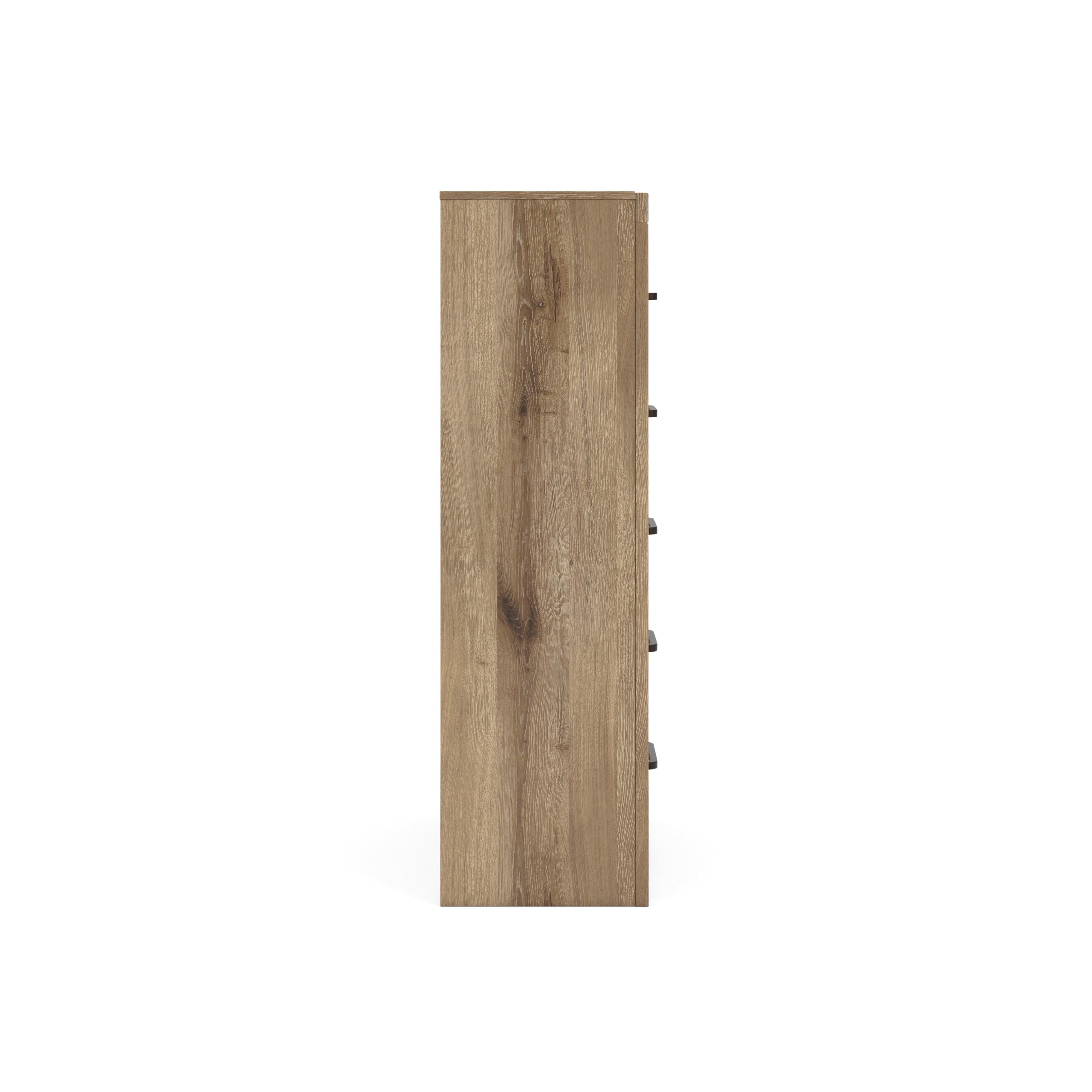  Benchcraft Brozmont 5-Drawer Chest B1045-46 IMAGE 9