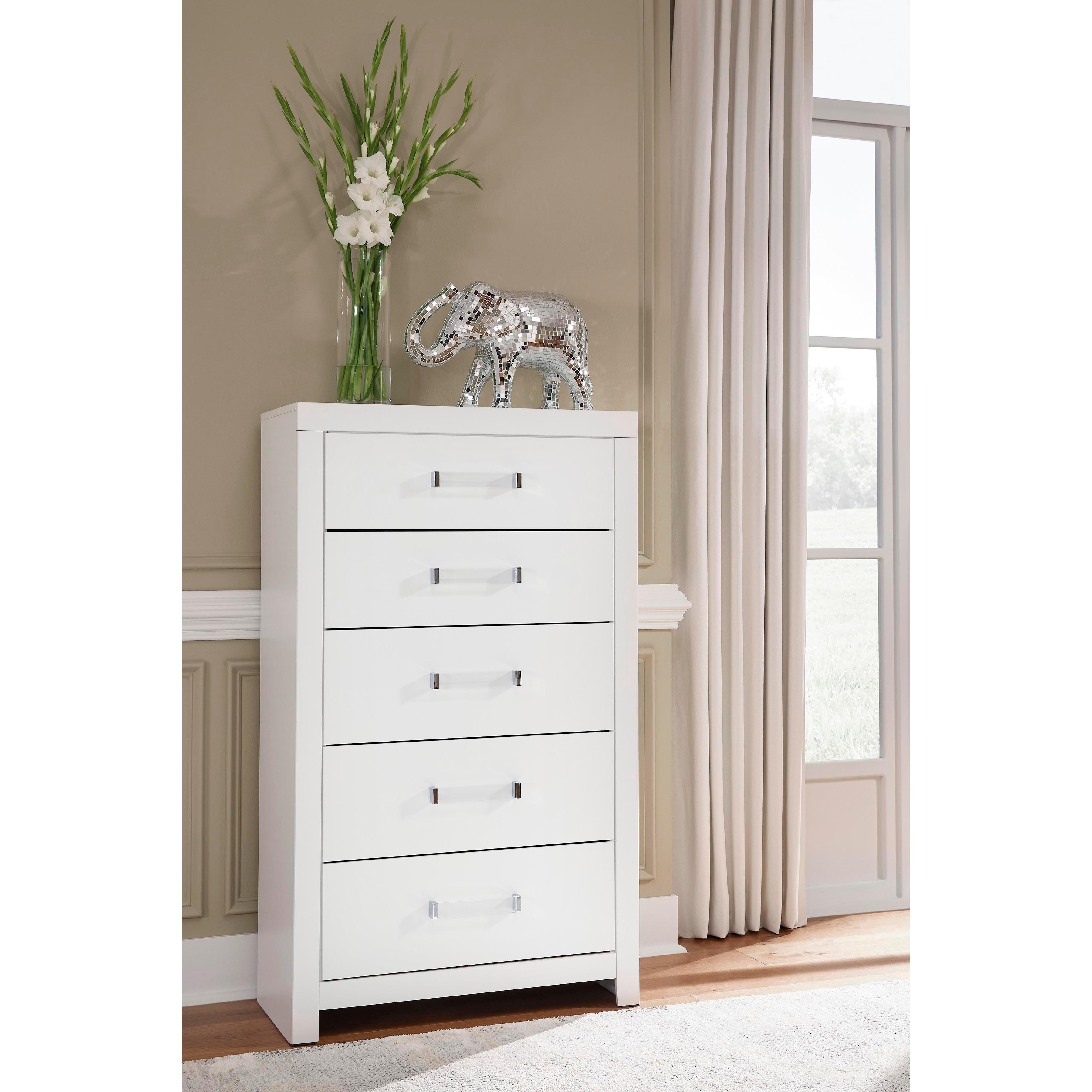  Signature Design by Ashley Maeling 5-Drawer Chest PCB1119-46 IMAGE 4