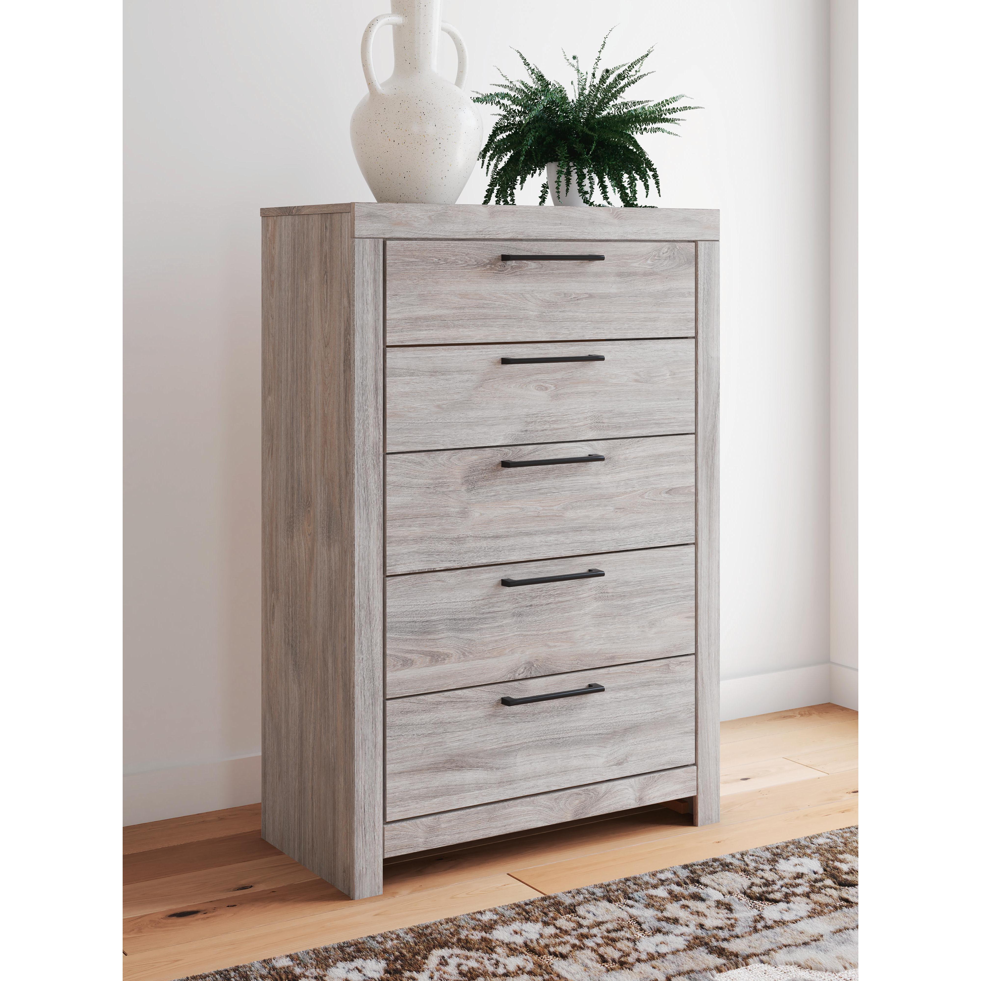  Signature Design by Ashley Broachmyn 5-Drawer Chest PCB1120-46 IMAGE 7