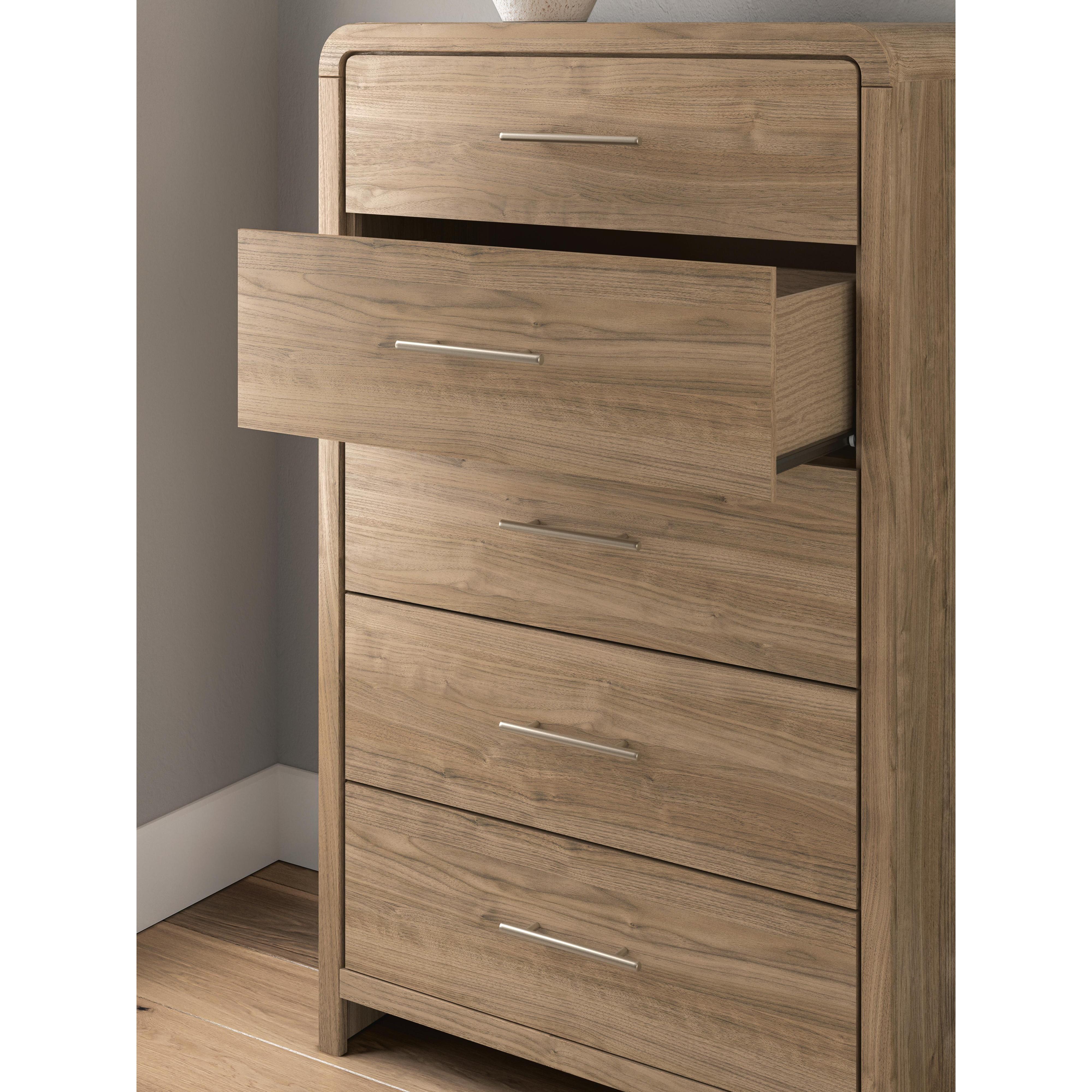  Signature Design by Ashley Dovander PCB1121-46 Five Drawer Chest IMAGE 10