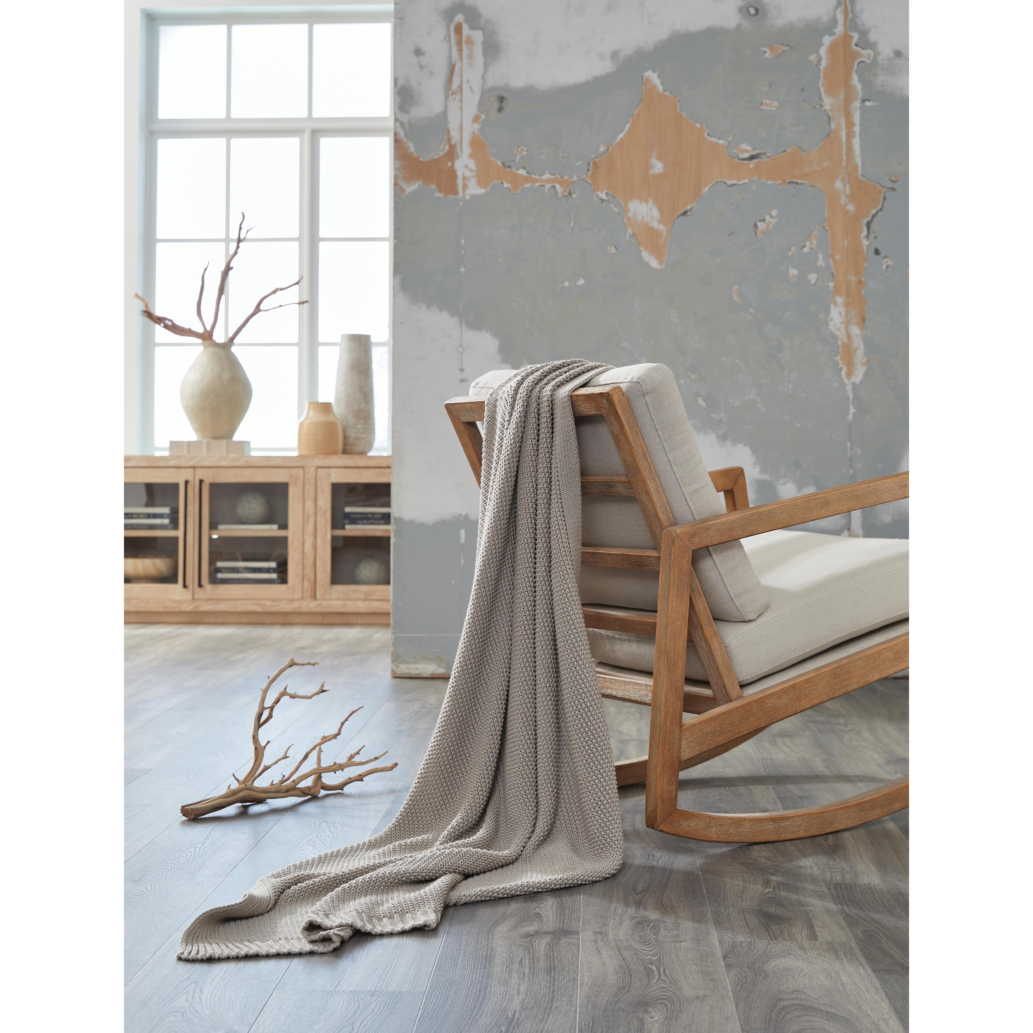  Signature Design by Ashley Gayelery A1001085T Throw IMAGE 3