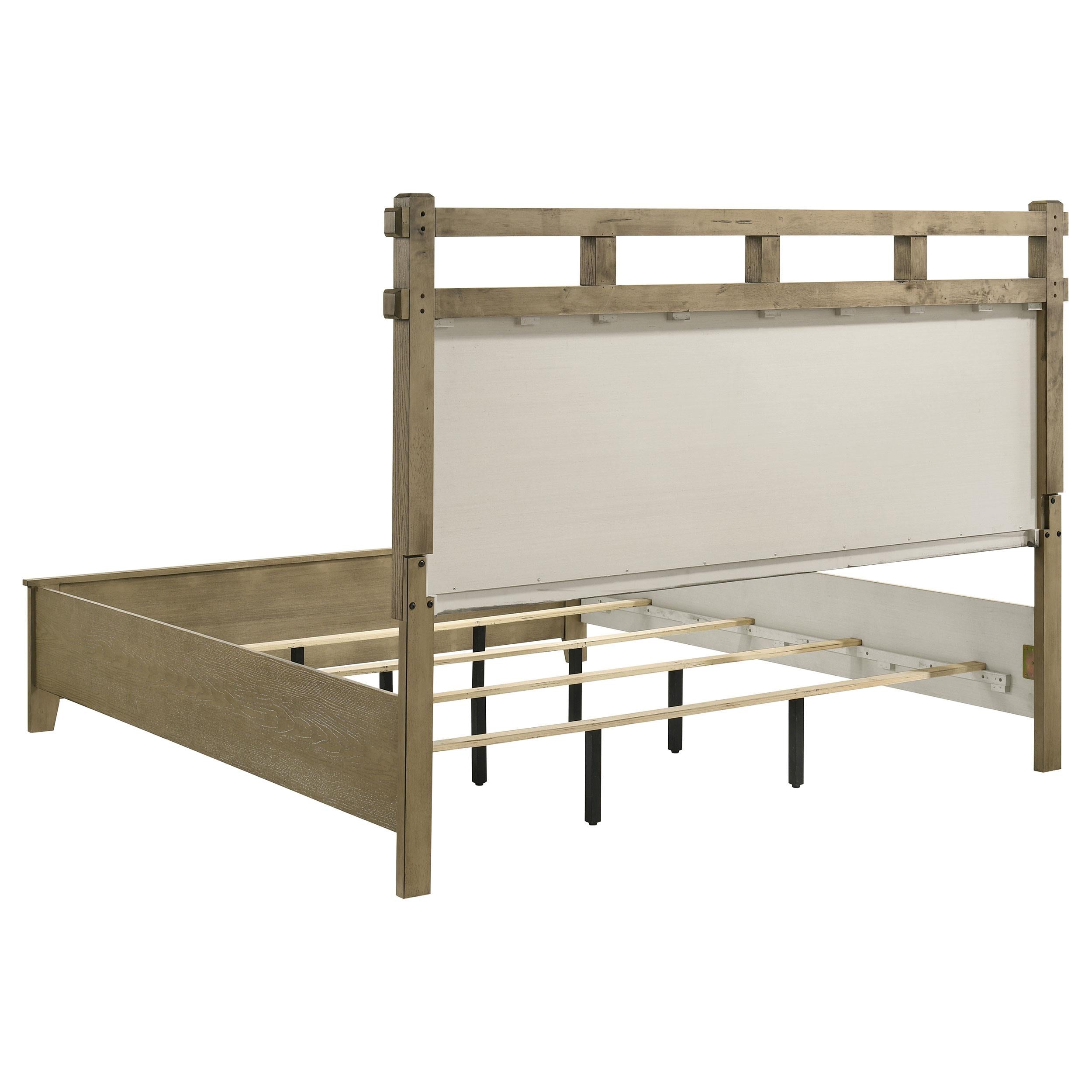  Coaster Furniture Hazlewood 207531KE 61-inch Eastern King Panel Bed - Vineyard Oak IMAGE 4