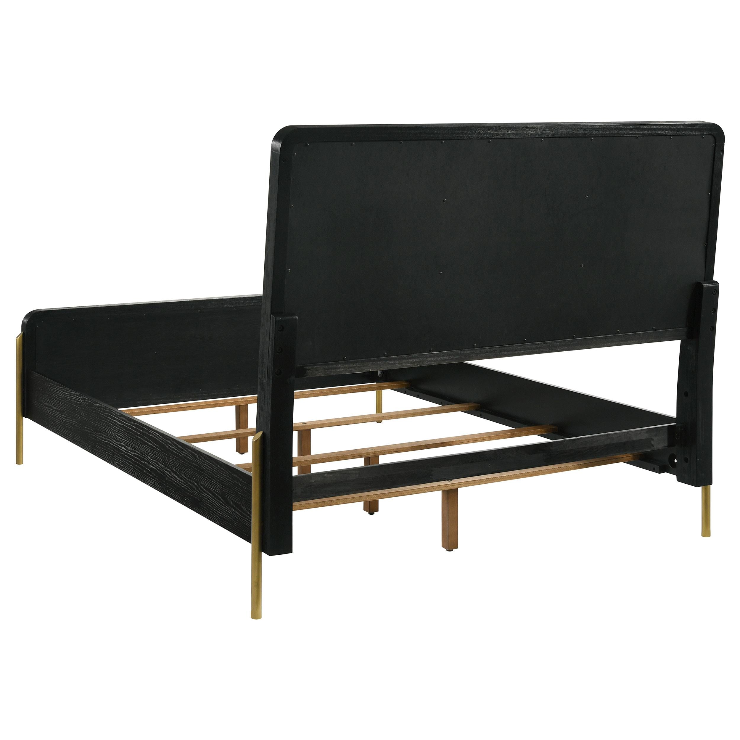  Coaster Furniture Arini 224331KWCRM 56-inch California King Panel Bed - Cream/Black IMAGE 3
