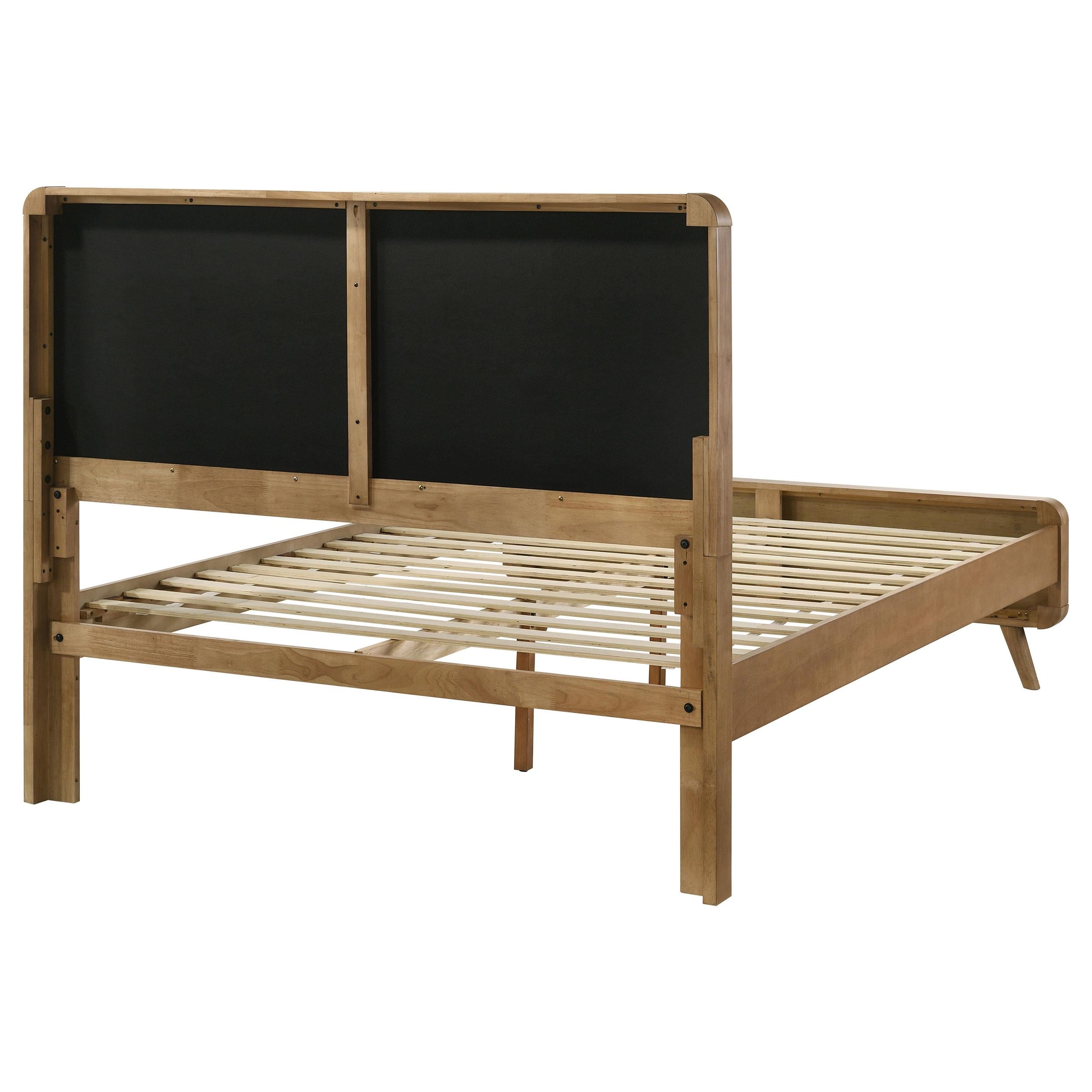  Coaster Furniture Robyn 225091Q Wood Queen Platform Bed - Light Ash IMAGE 5